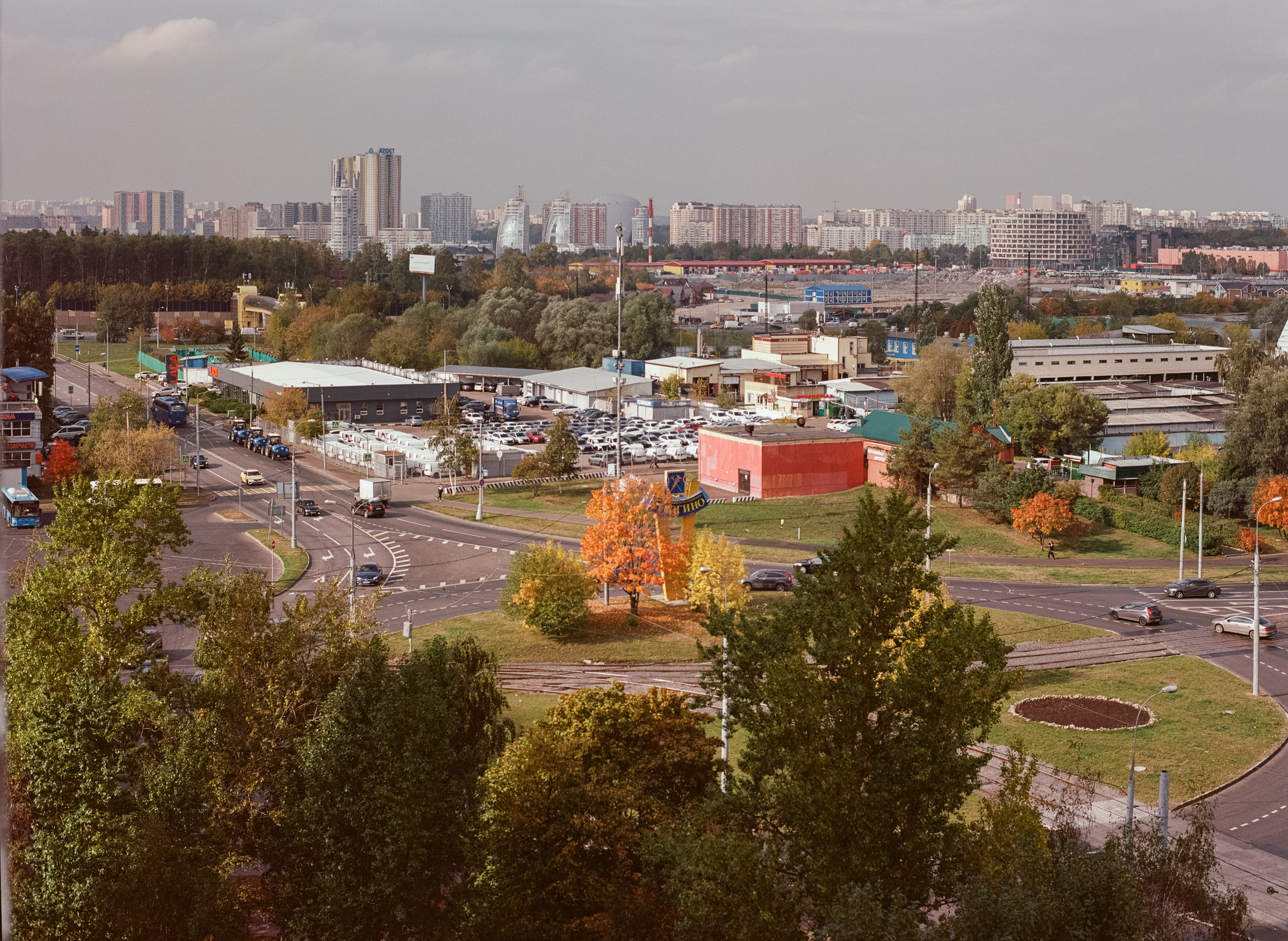 Mamiya 645 — Mamiya-Sekor C 80 mm f1.9 / Kodak Ektar 100