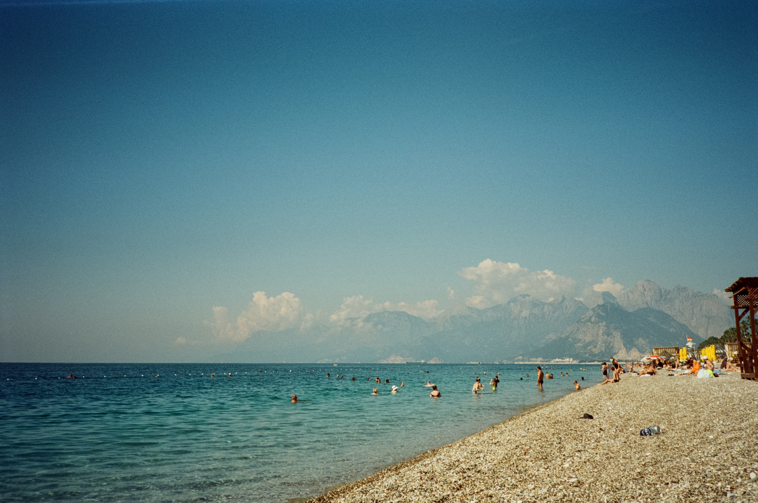 Пляж Коньялты, Анталья, набережная