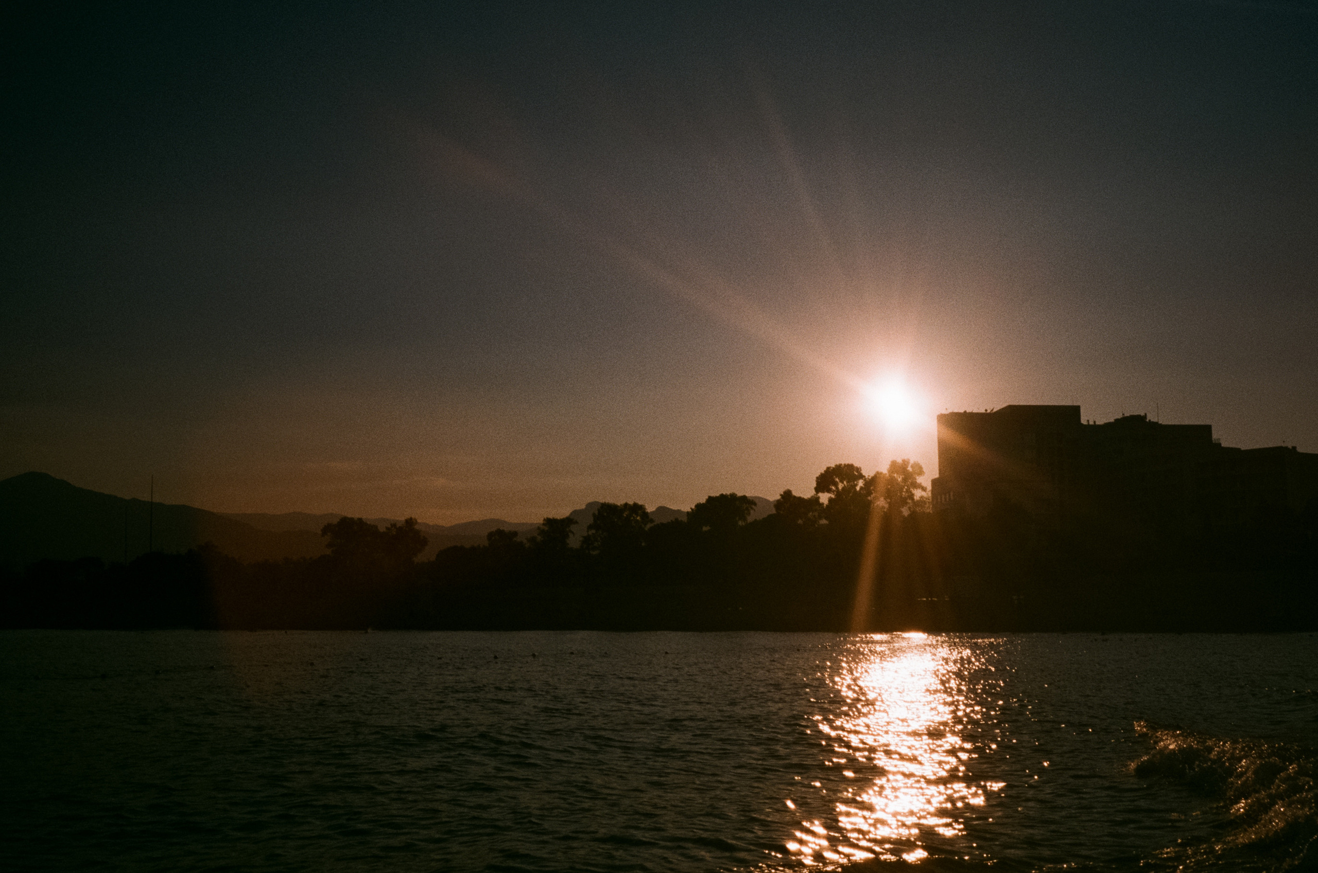 Анталья — прогулка на катере