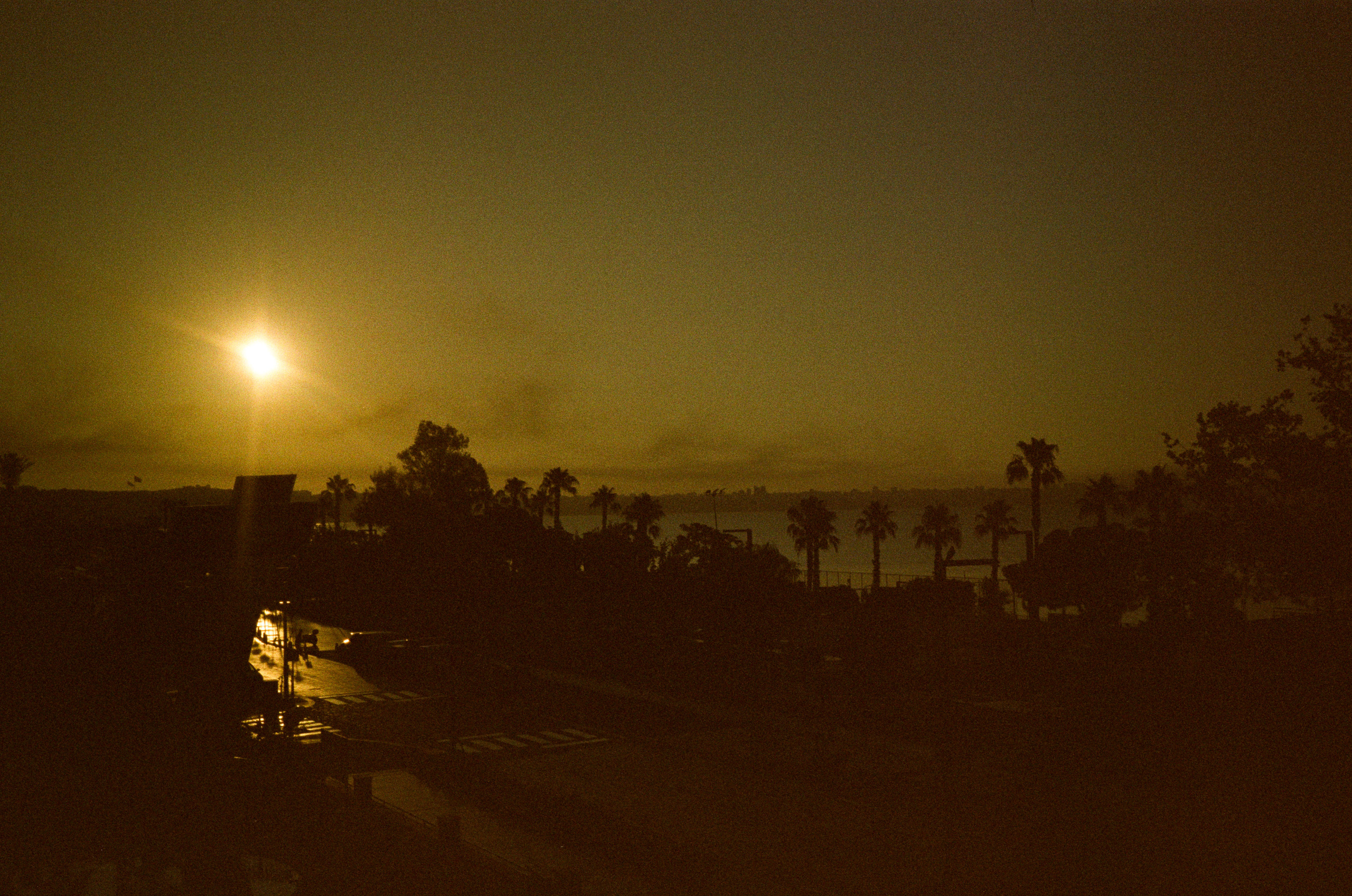 Набережная Антальи на просроченную пленку Kodak Gold 200