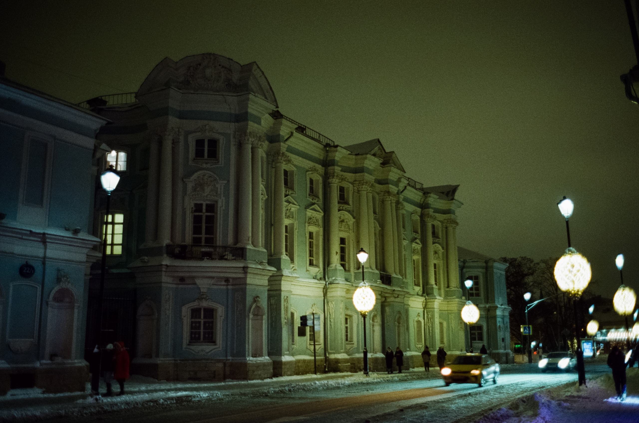 Центр Москвы на кинопленку Kodak Vision 3 500T (Contax G1 Green Label)