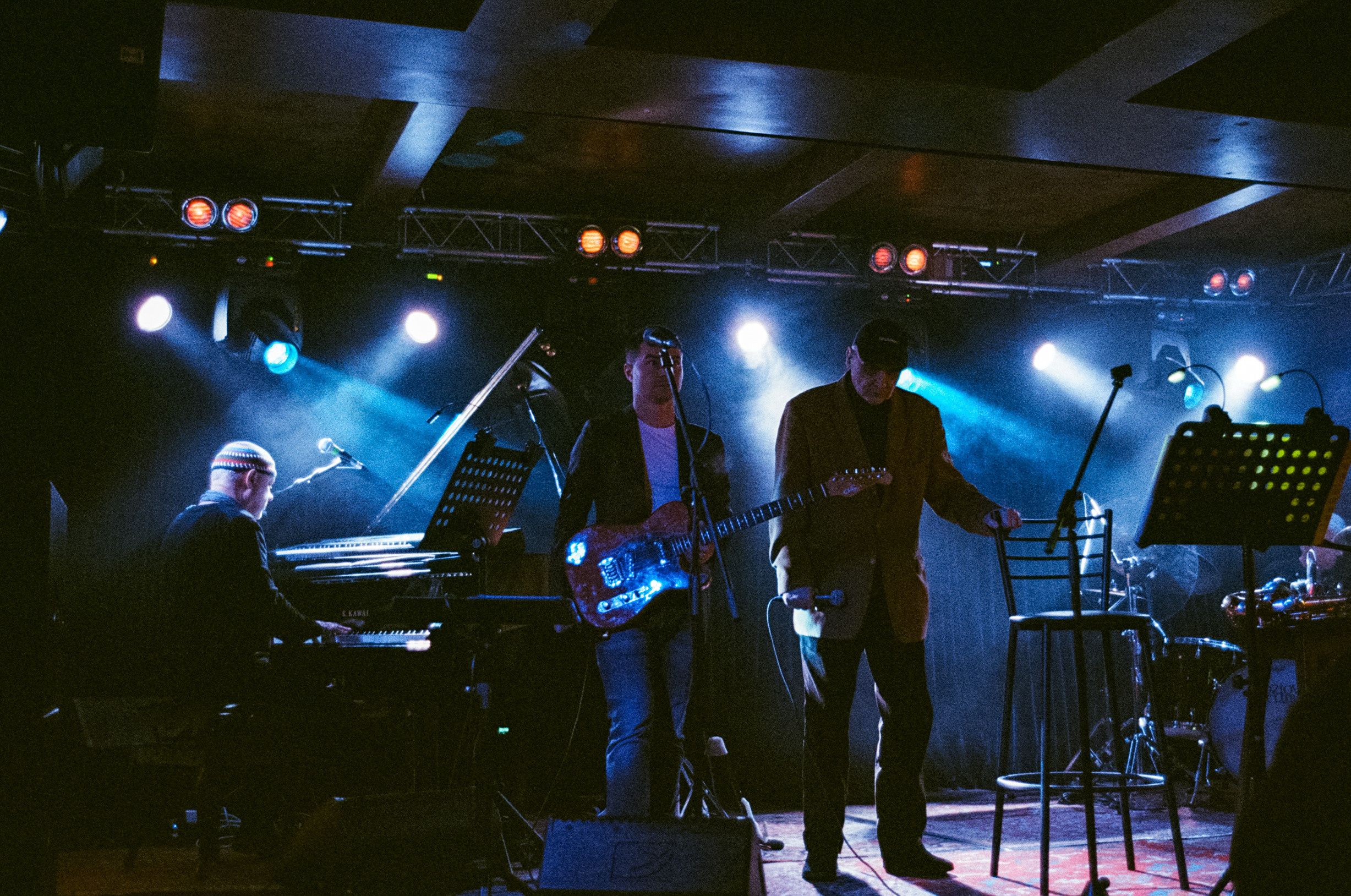 Contax G1 — Carl Zeiss Planar T 35 mm f2.0 (Kodak Ultramax 400)