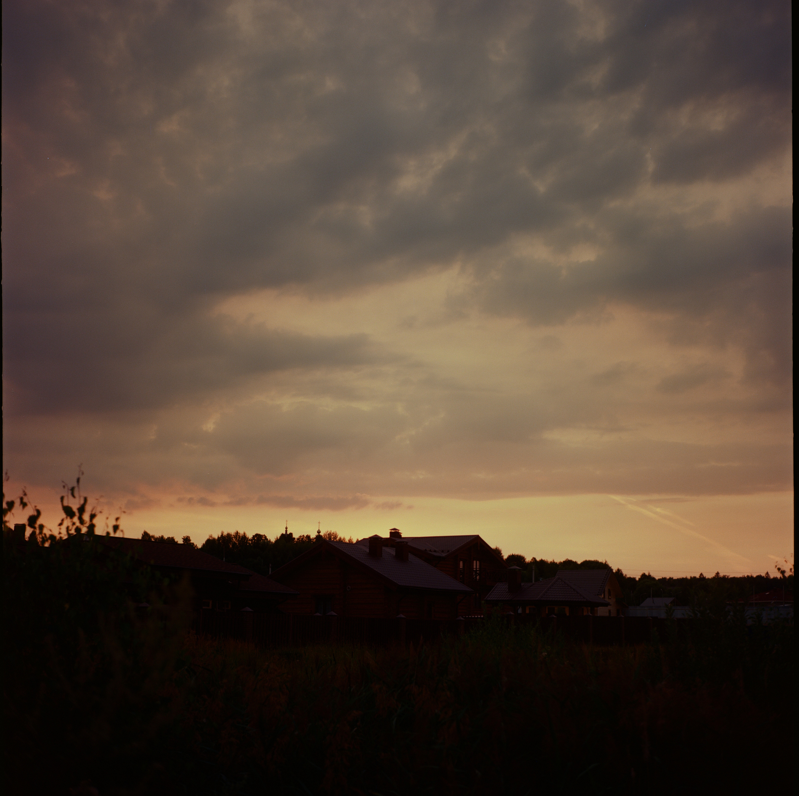 Закат на Kodak Ektar 100 и Yashica Mat-124