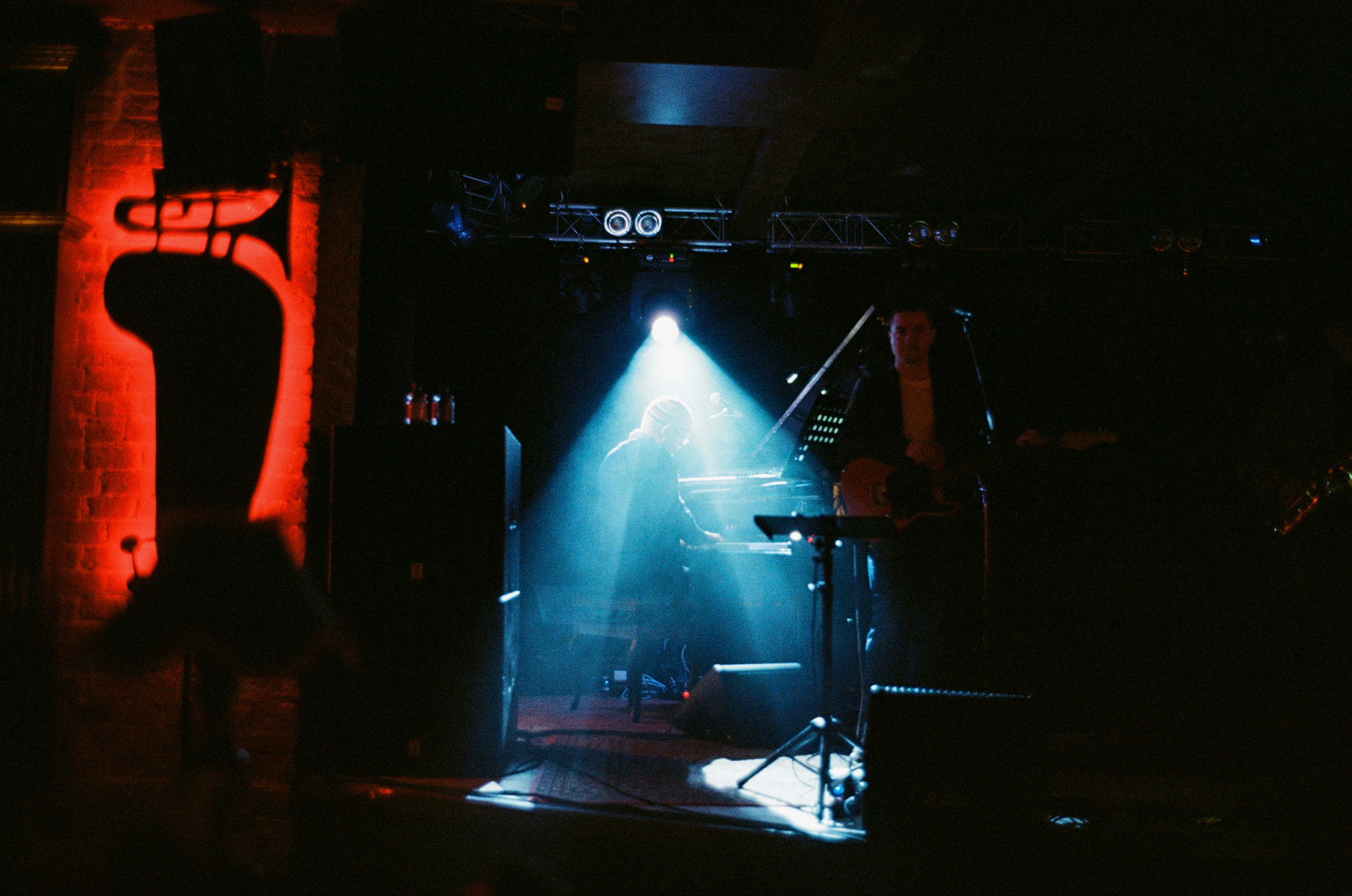 Contax G1 — Carl Zeiss Planar T 35 mm f2.0 (Kodak Ultramax 400)