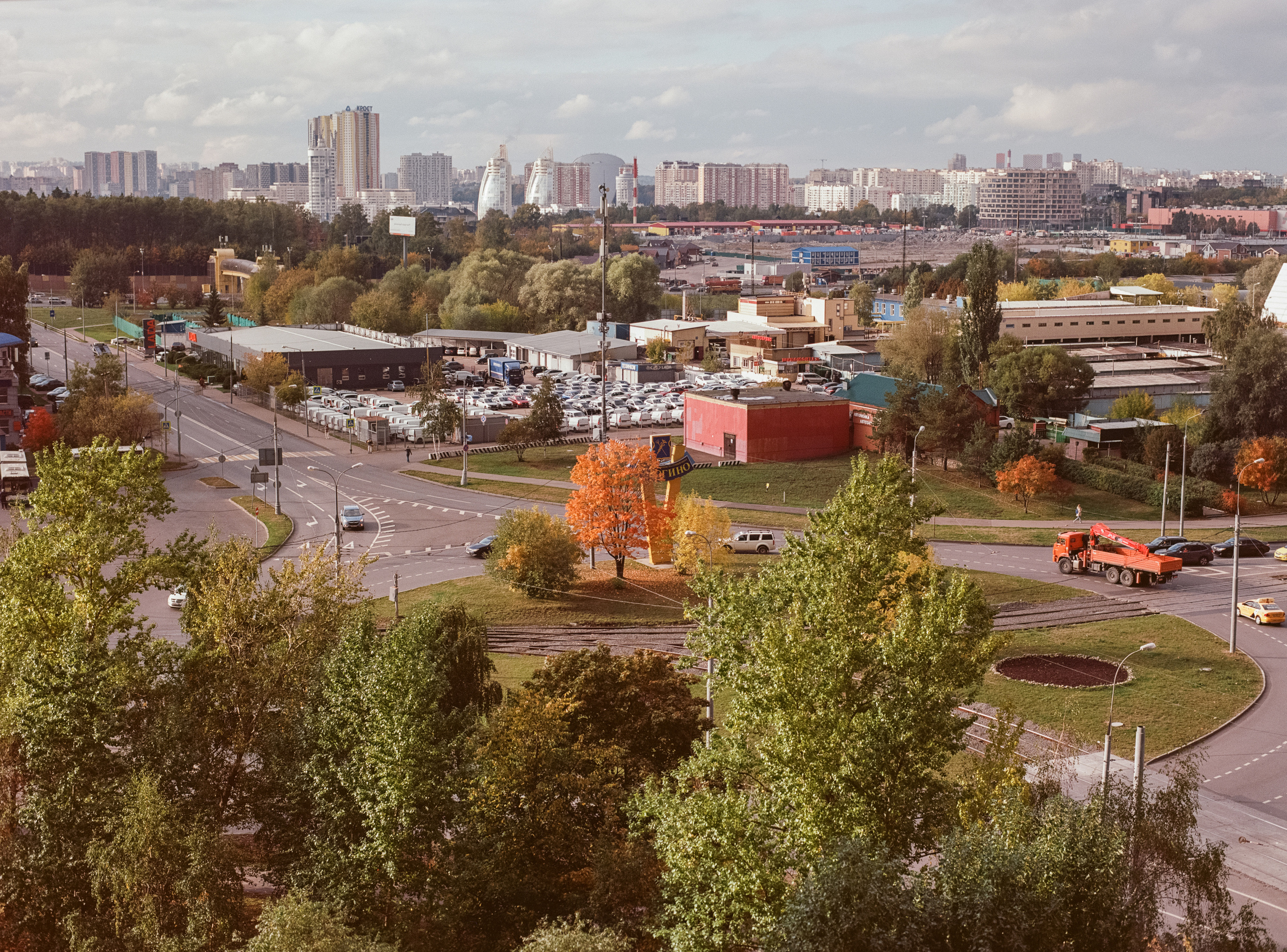 Mamiya 645 — Mamiya-Sekor C 80 mm f1.9 / Kodak Ektar 100