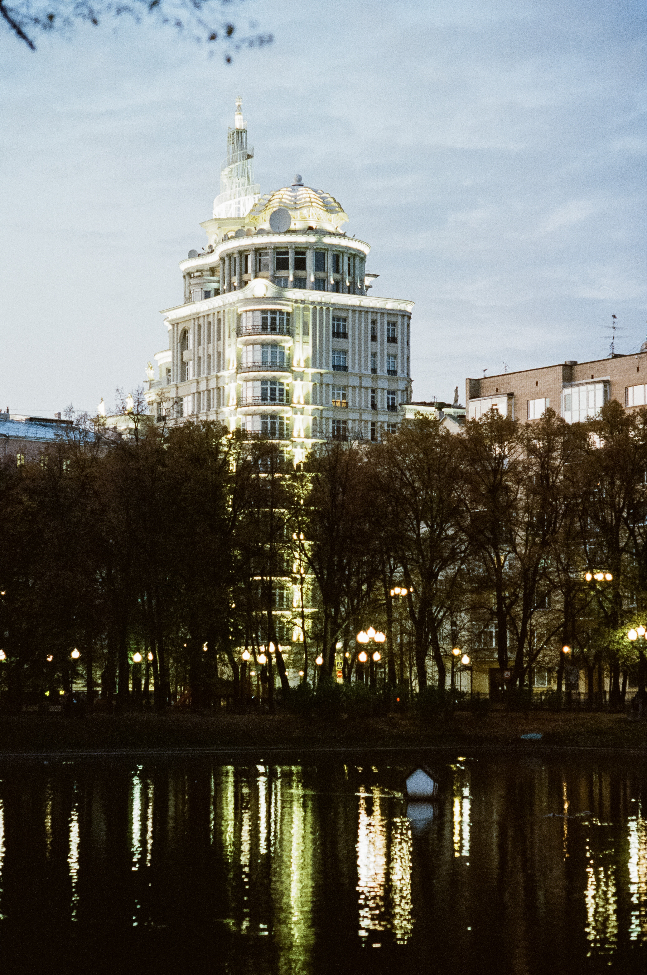 Kodak Vision 3 500T / Canon T90 Canon FD 85 mm 1.2 L