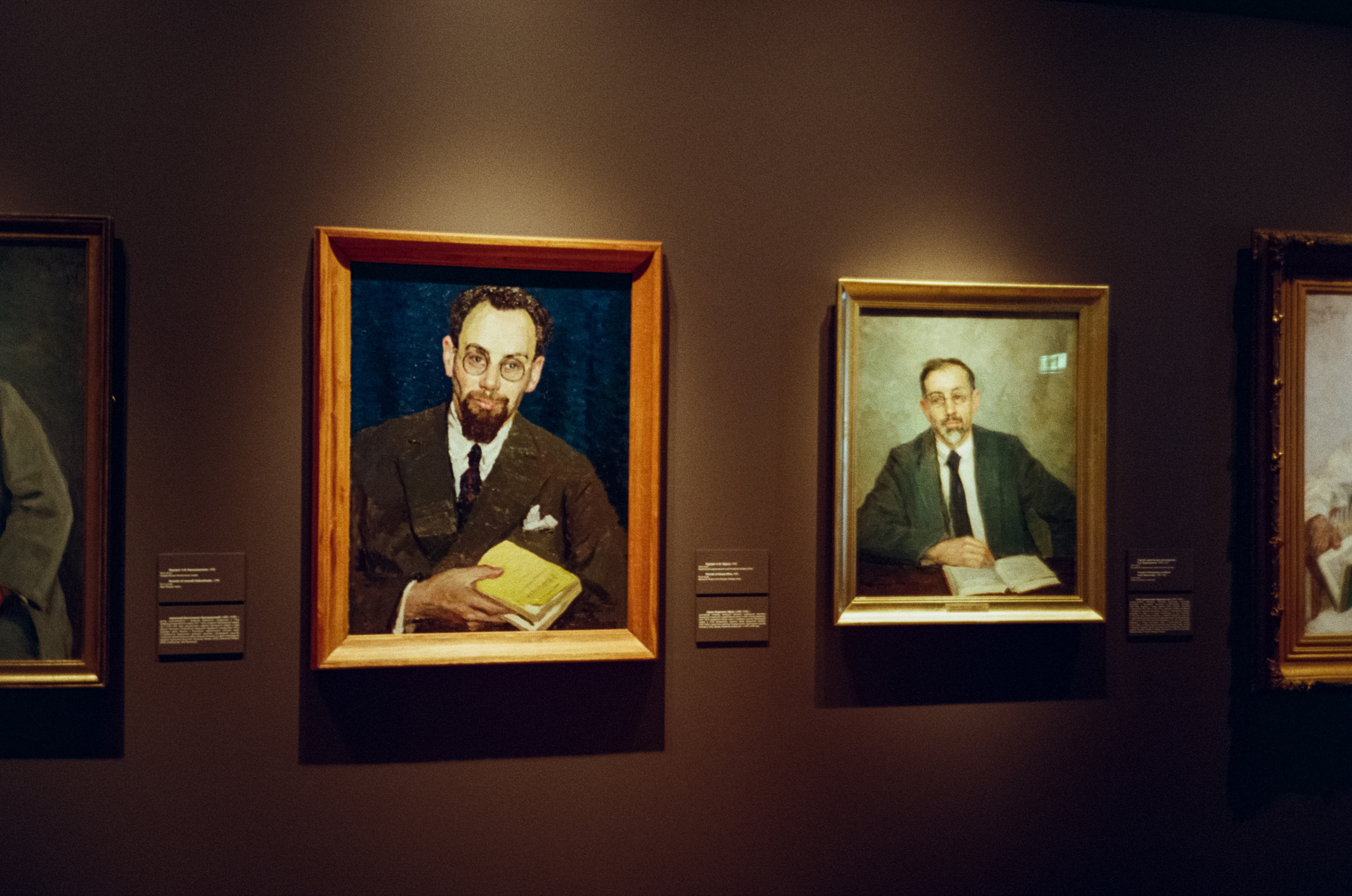 Третьяковская галерея на Kodak Ultramax 400 (Fuji DL-300 )