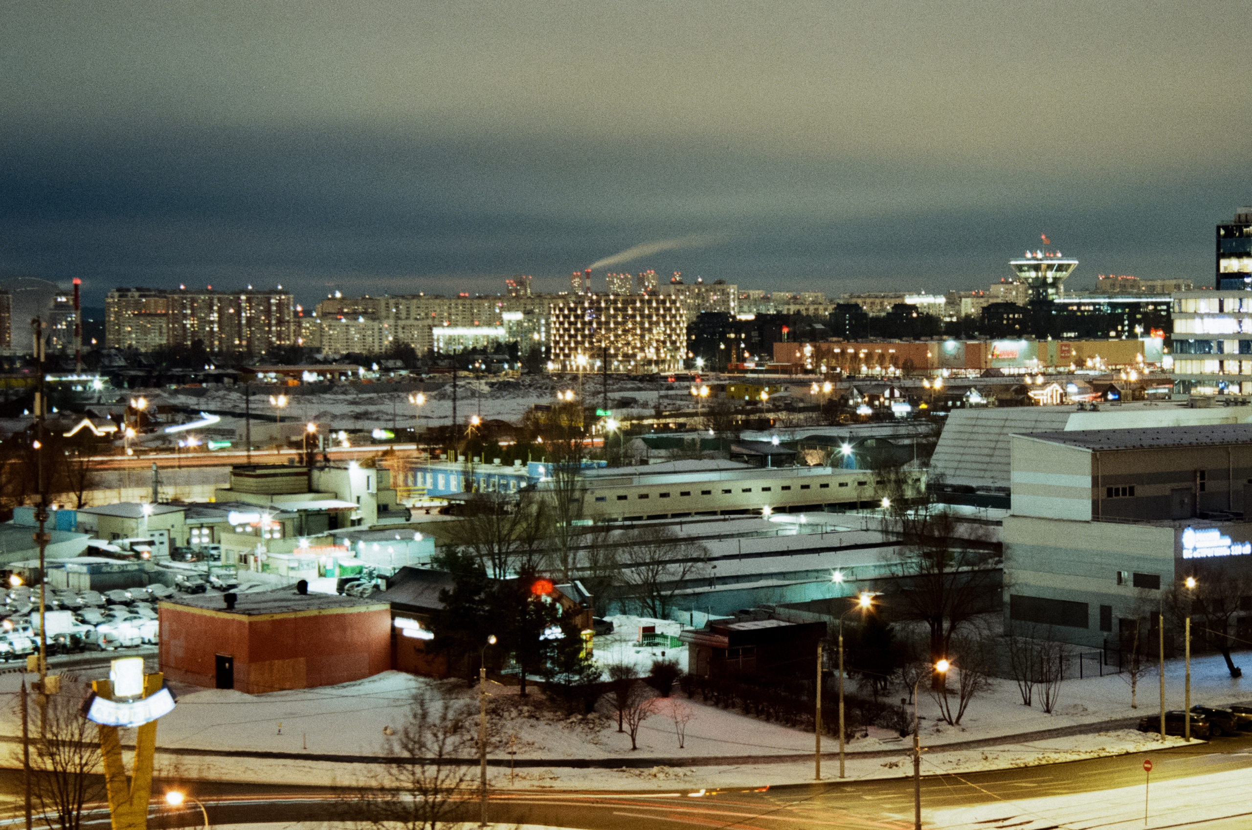 SMC Pentax-FA 35 mm f2.0 — Pentax MZ-3 / Kodak Color Plus 200