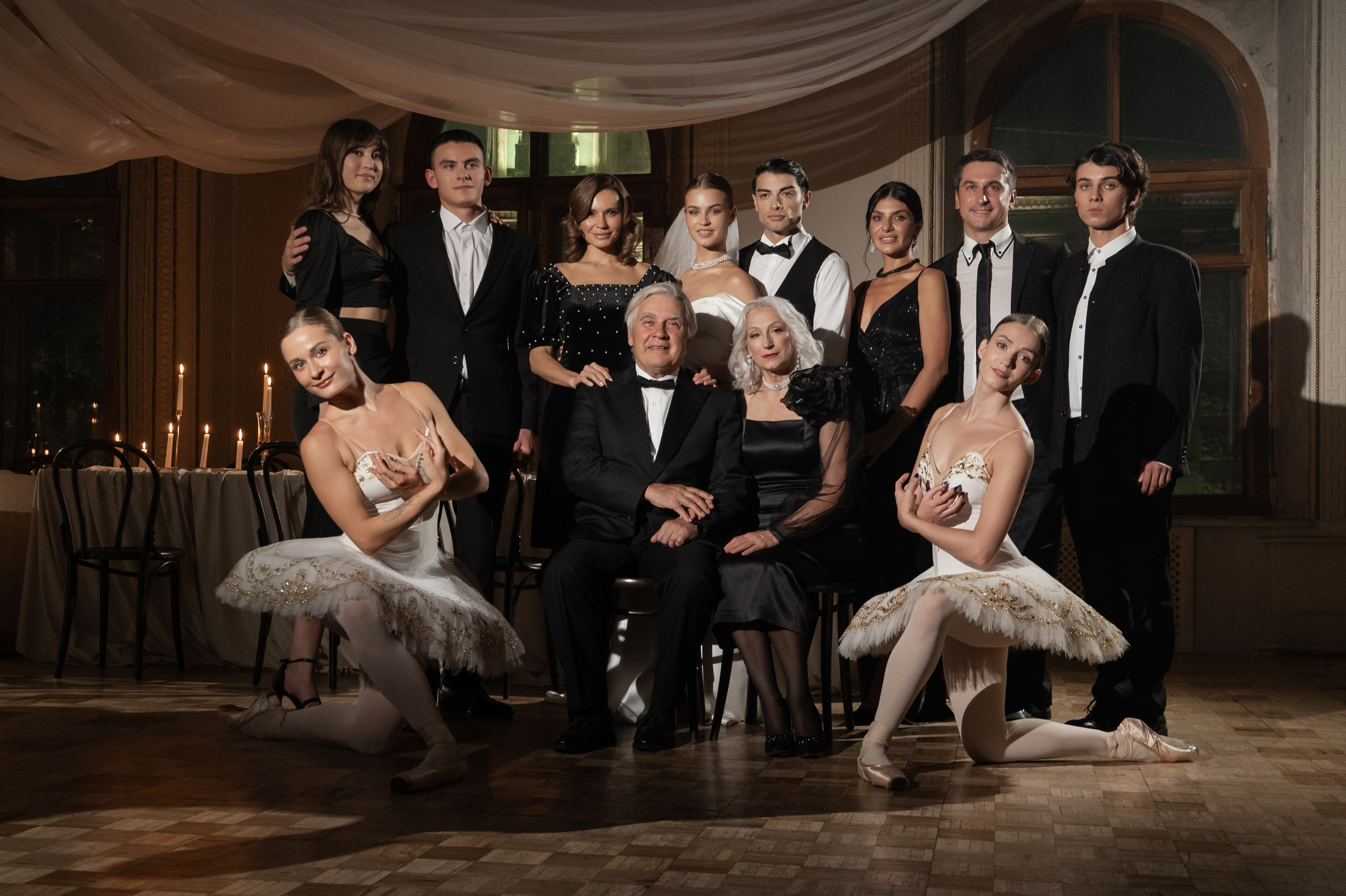 Камерный свадебный ужин при свечах в старинном особняке в фотостудии 21. Kult. Ярослава Ерина — свадебный фотограф в Москве