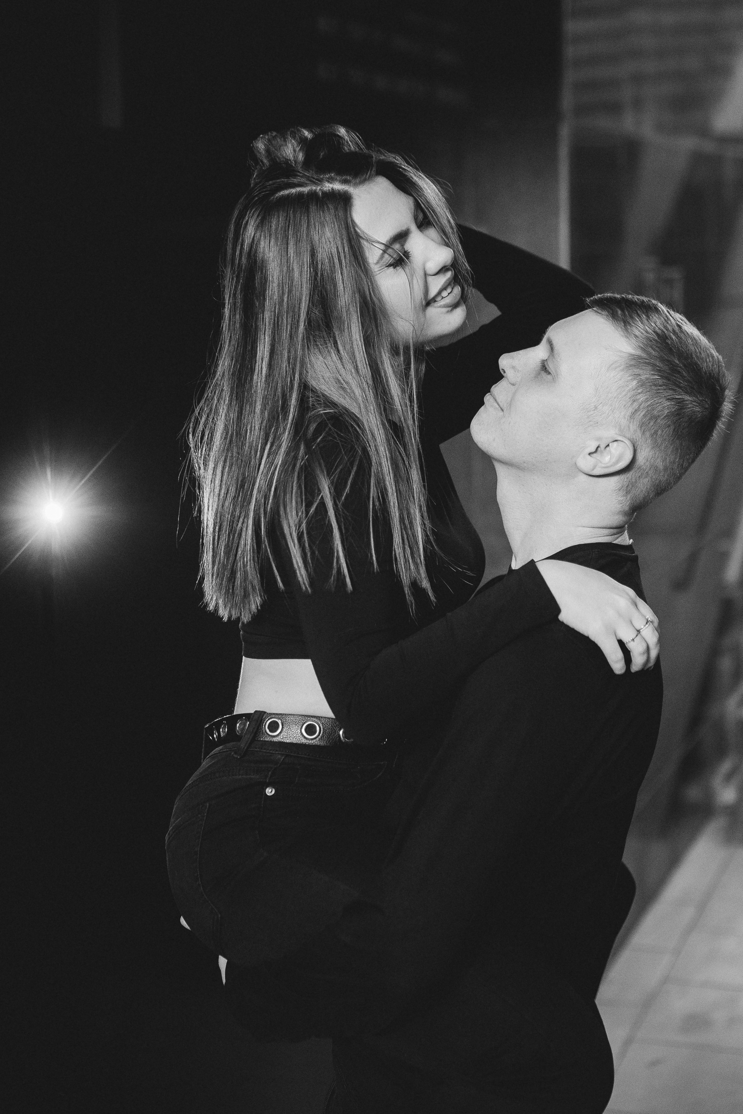 Люба и Саша. Главная