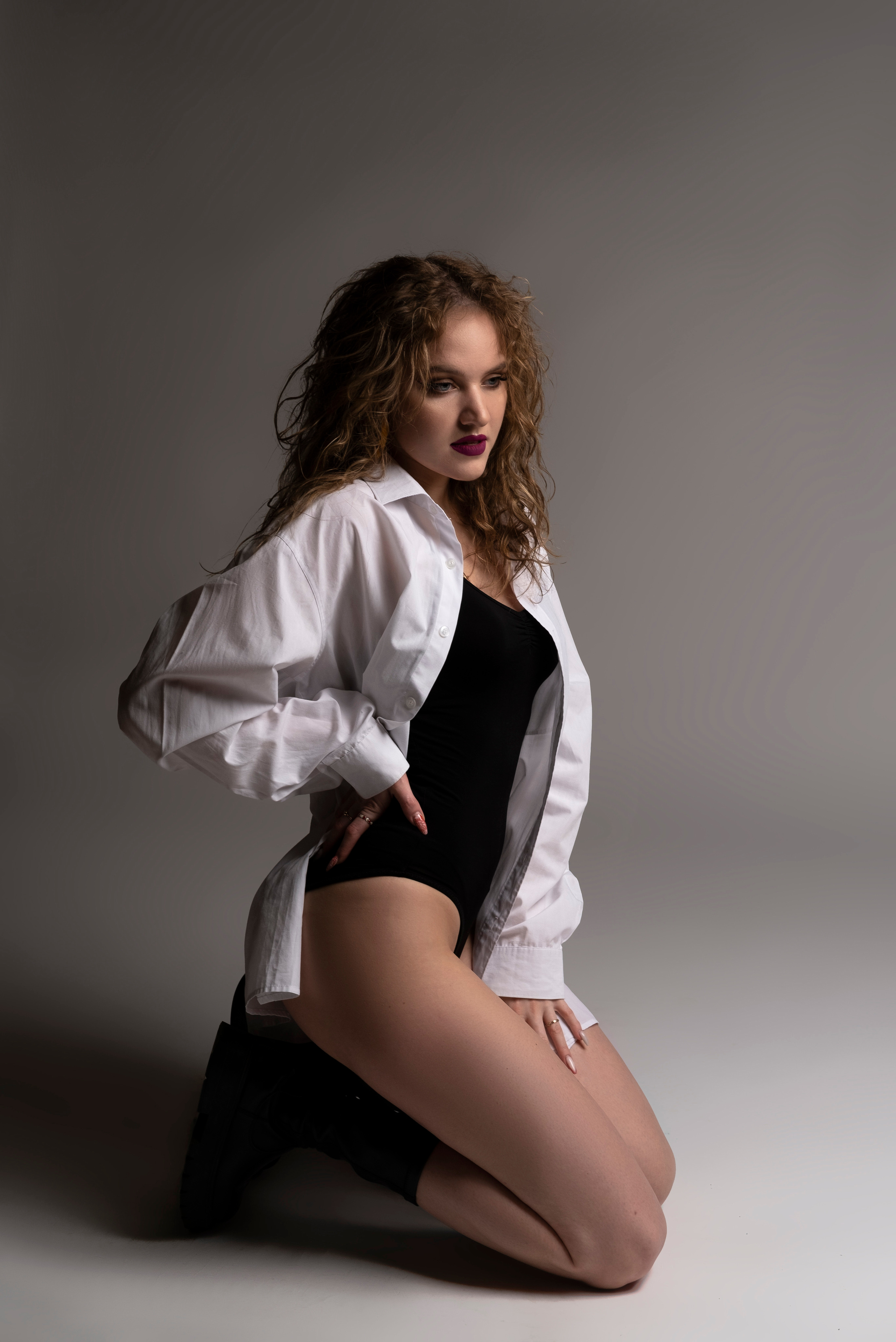 Студийная съемка на циклораме. Фотограф беременности в Санкт-Петербурге Измайлова Анастасия