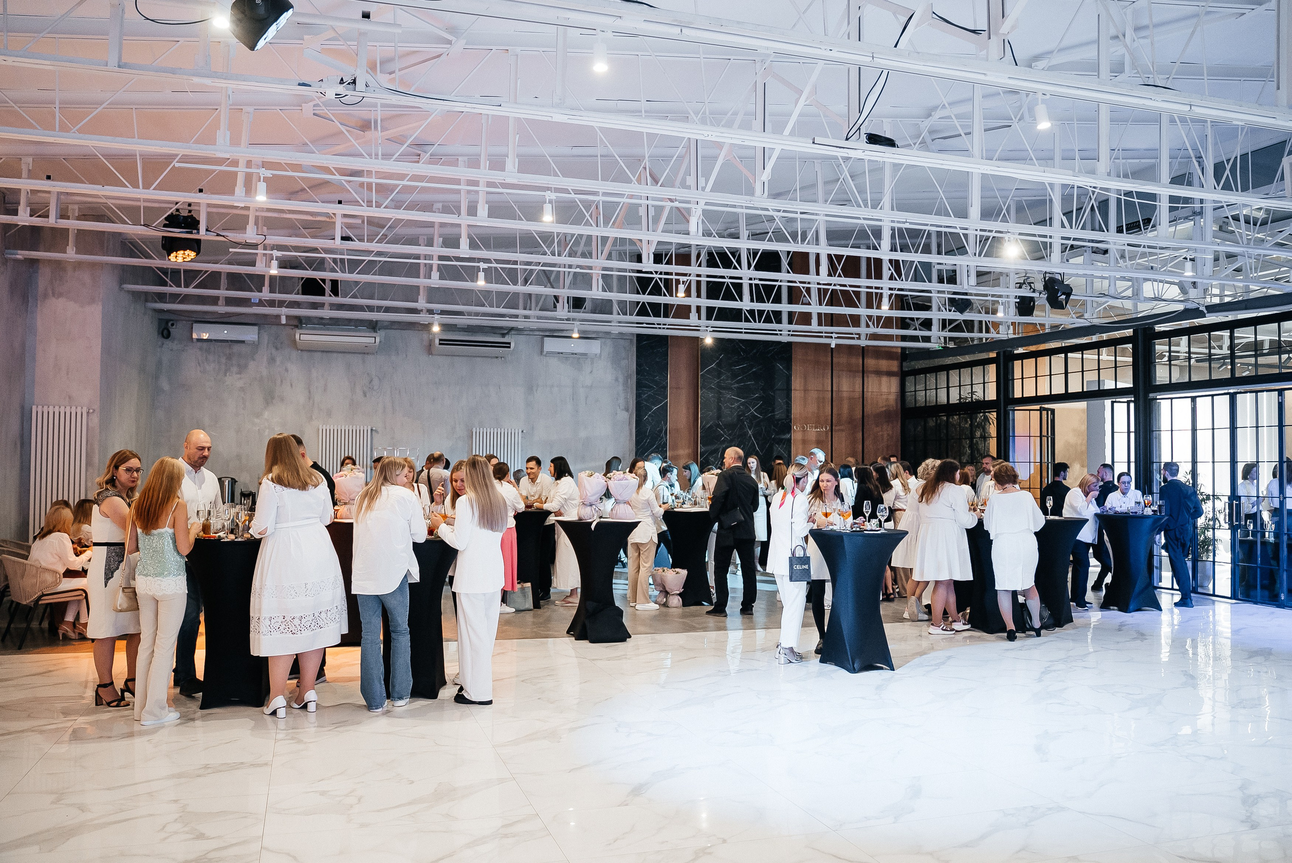 BNS. Павел Краснов — Свадебный и репортажный фотограф в Москве