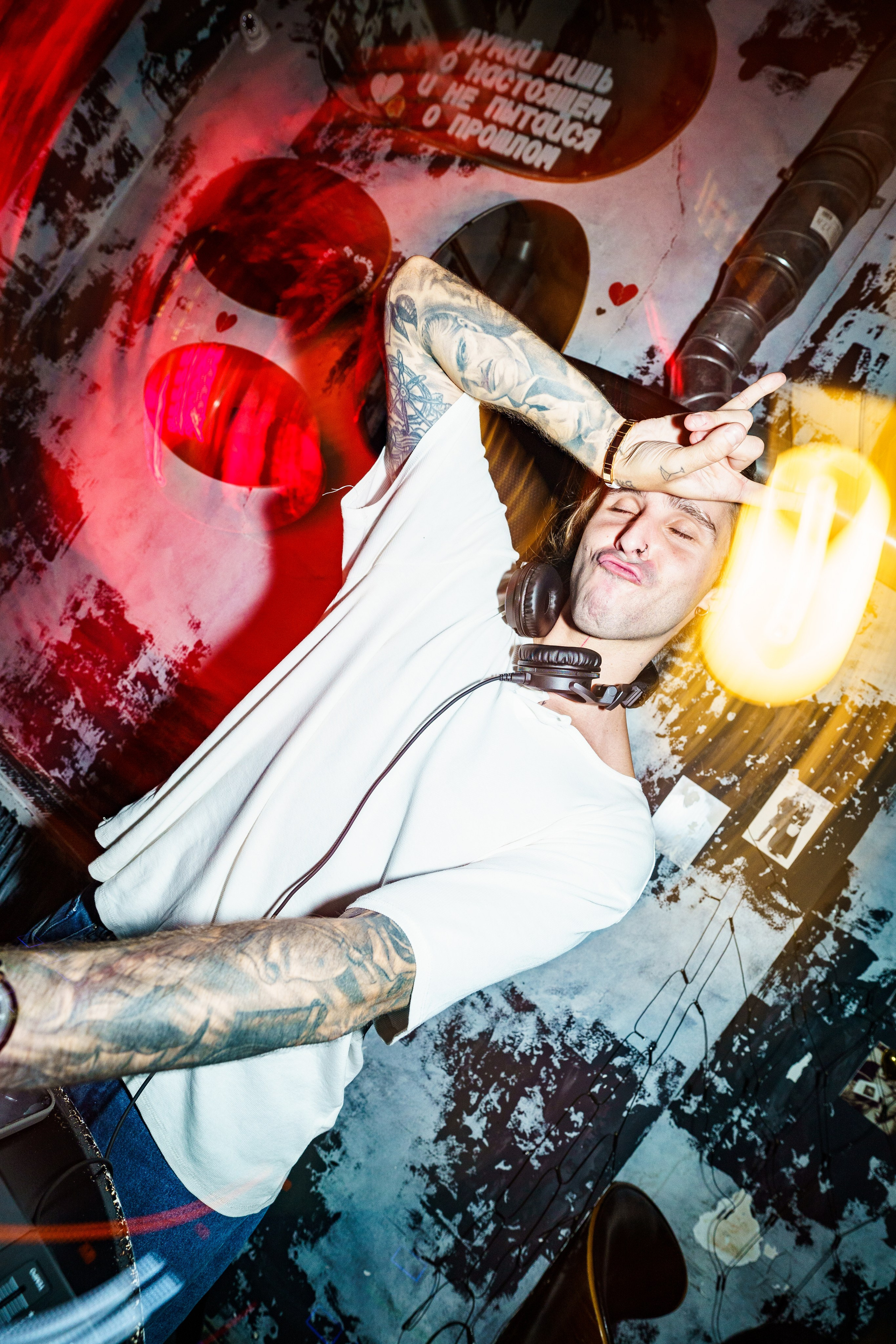 Бар разбитых сердец. DJ Guitacidelli. Концертный и репортажный фотограф в Санкт-Петербурге Слава Пахомов