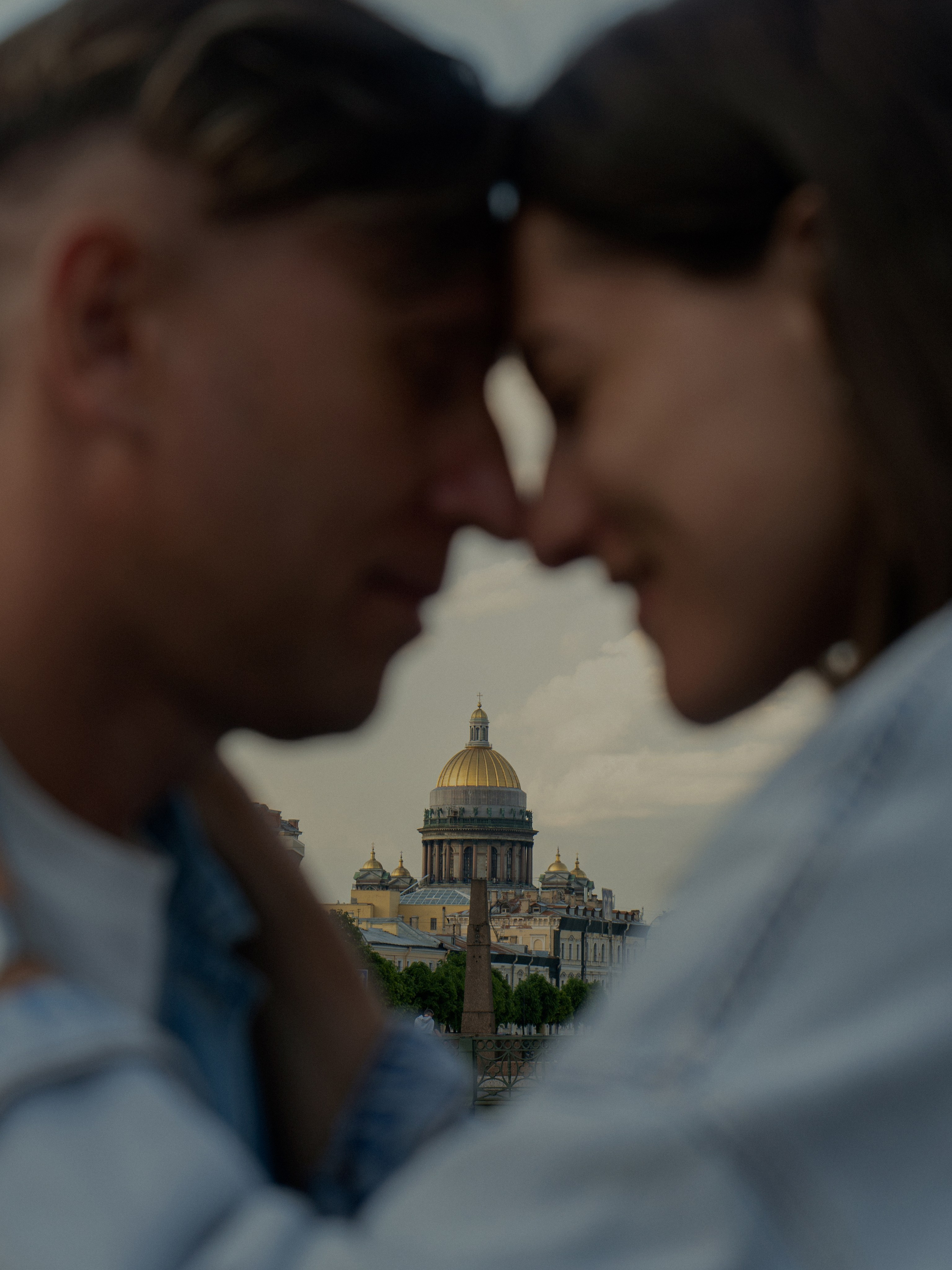 Фотосессия для пары на улицах Санкт-Петербурга (Love Story). Светлана Гопанюк. Портретный фотограф. Санкт-Петербург. СПб