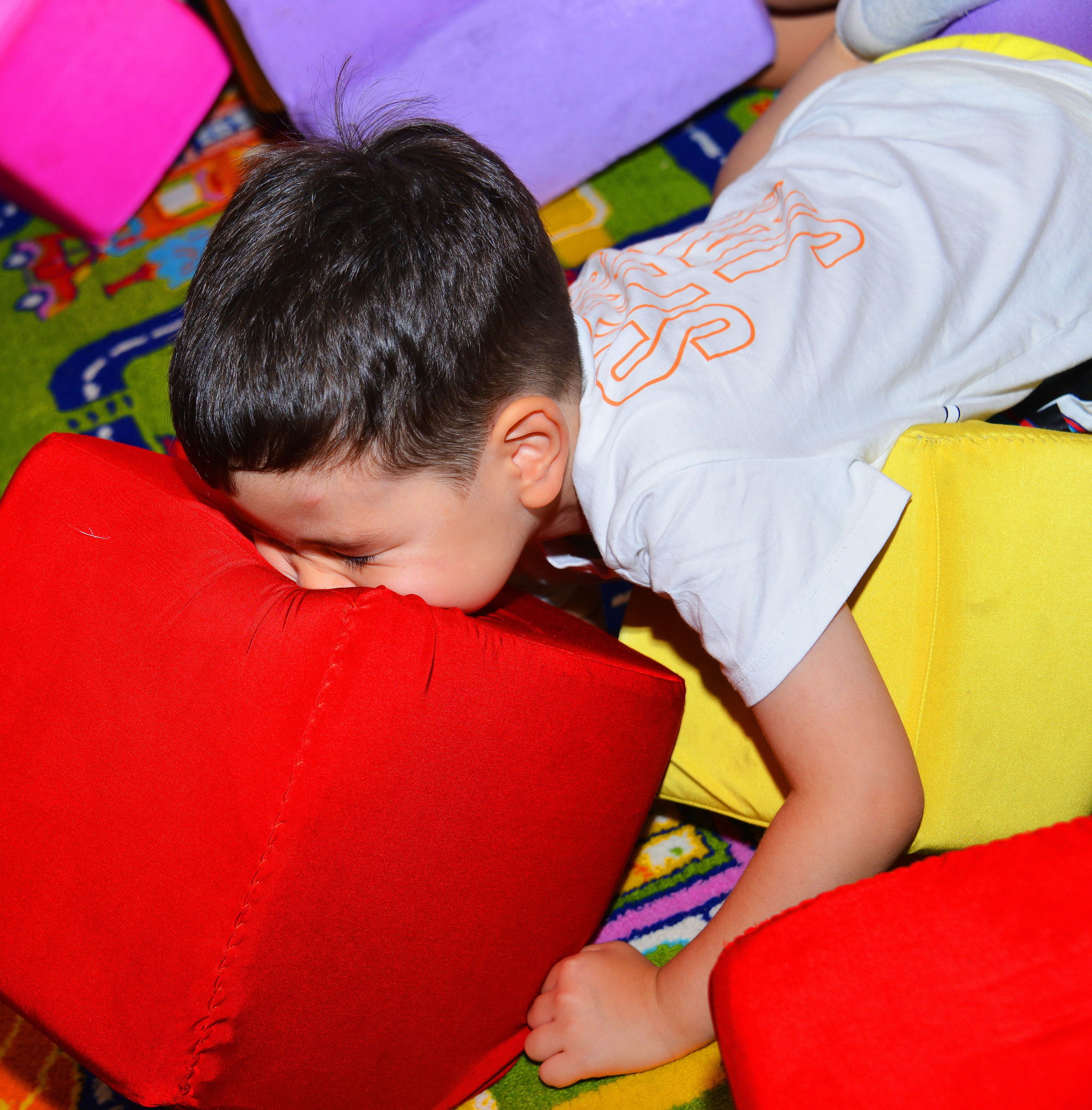 Дети-4 (Асхат-6 лет). Фотосъёмка. Фотограф Сергей Авдеев-семейный и детский фотограф в Алматы