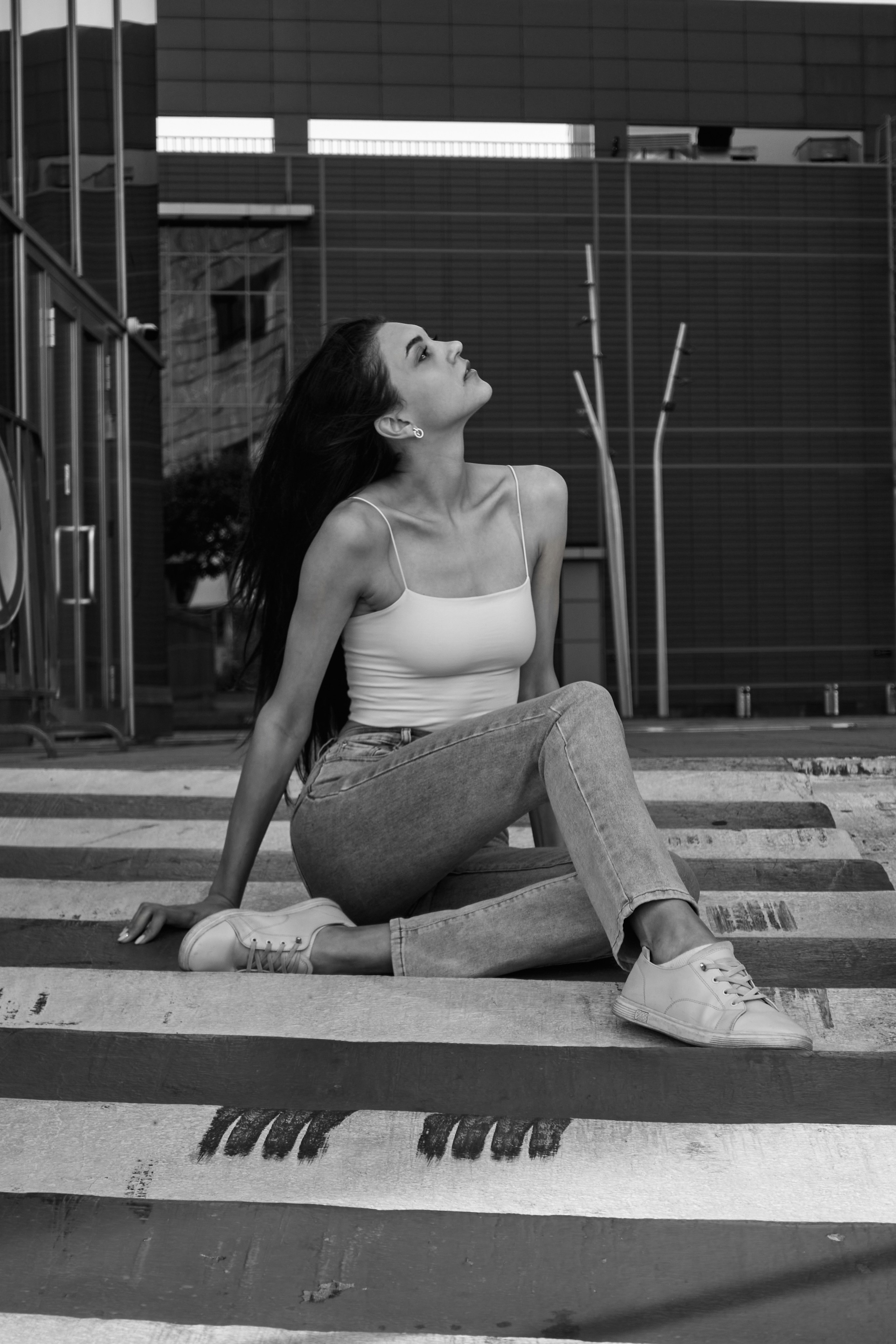 Модельная съёмка на «дюймовую» камеру. Фотограф в Москве Михаил Елизарьев