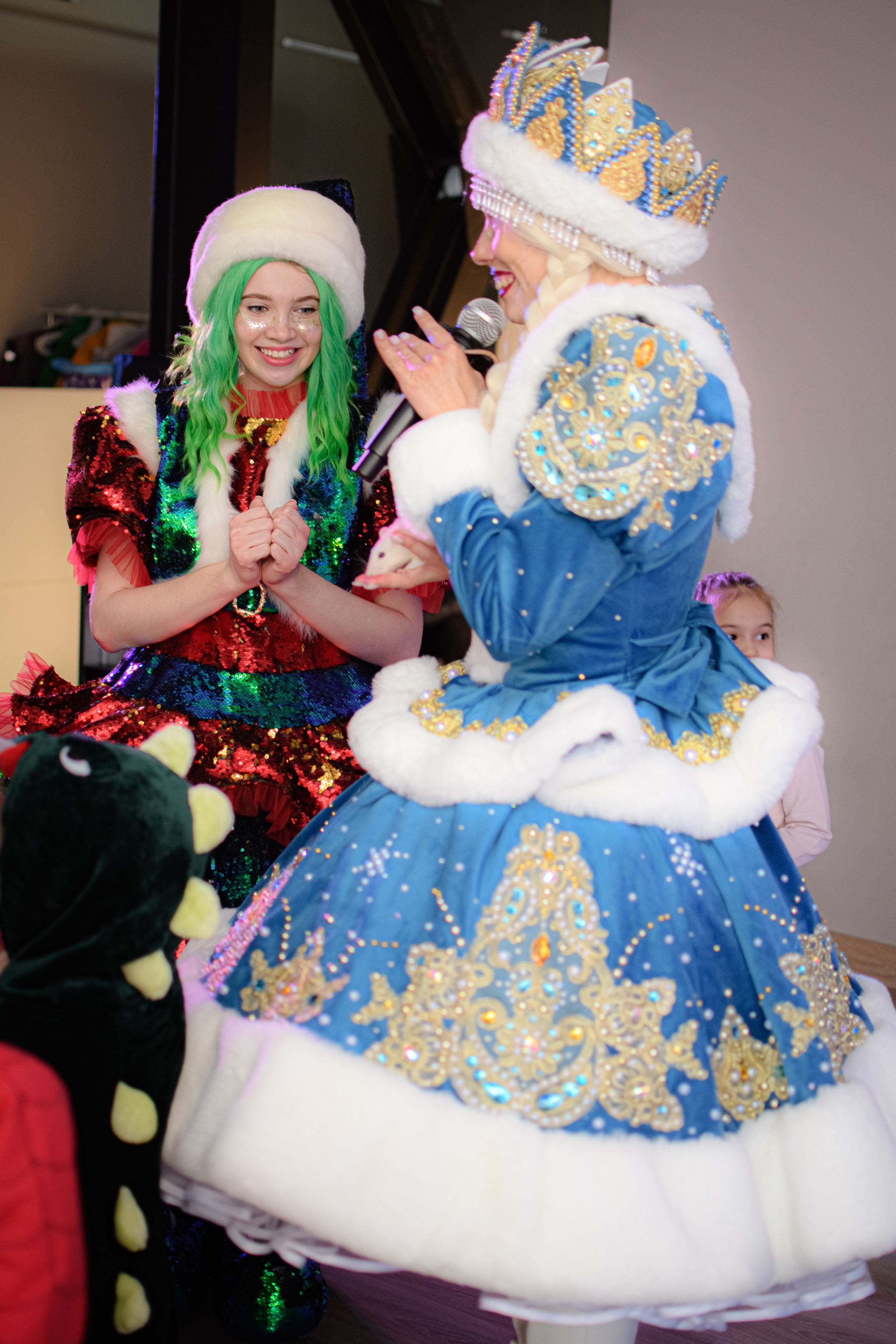 HAPPY NEW YEAR. Photokarish