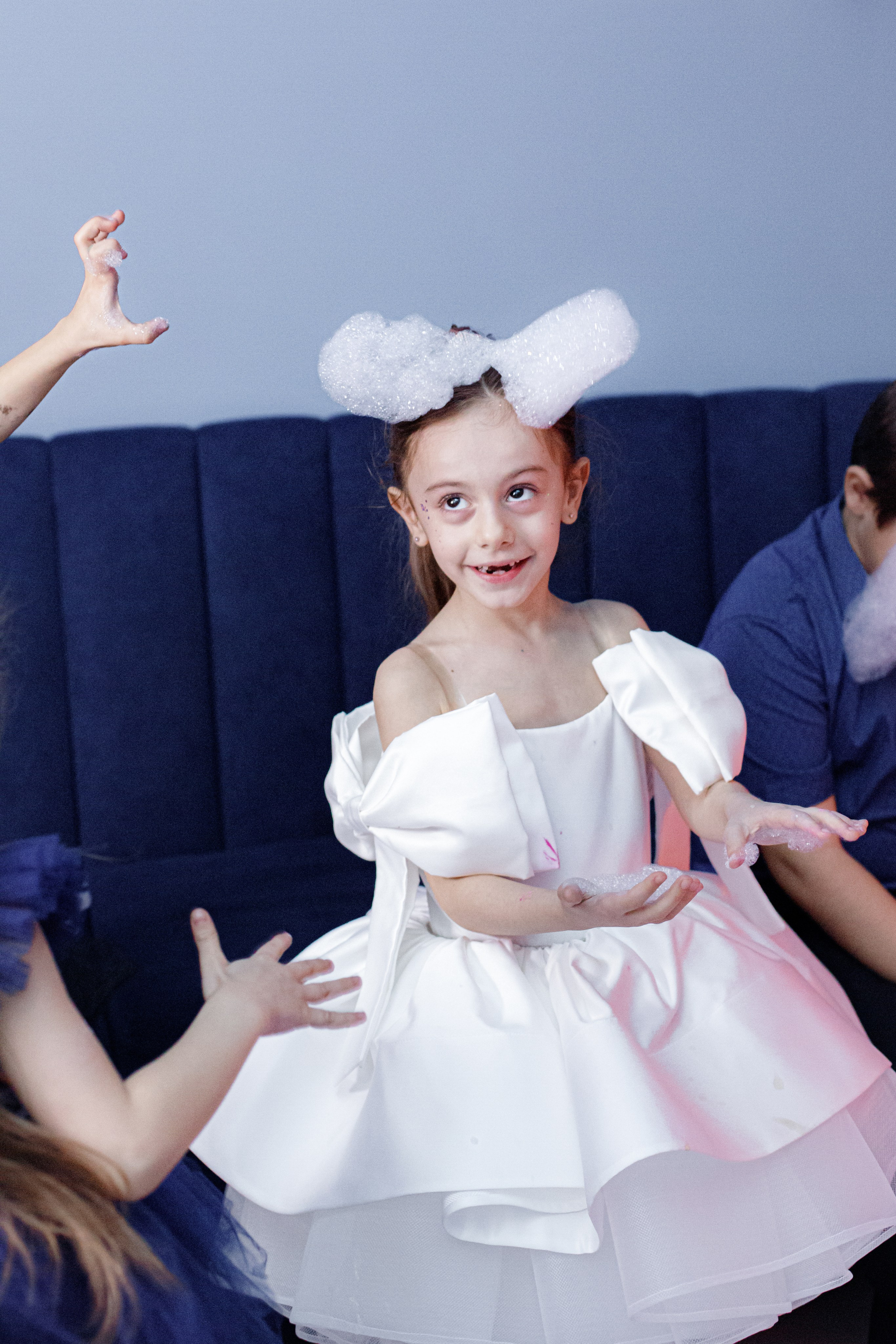 ASIA'S BIRTHDAY PARTY. Photokarish