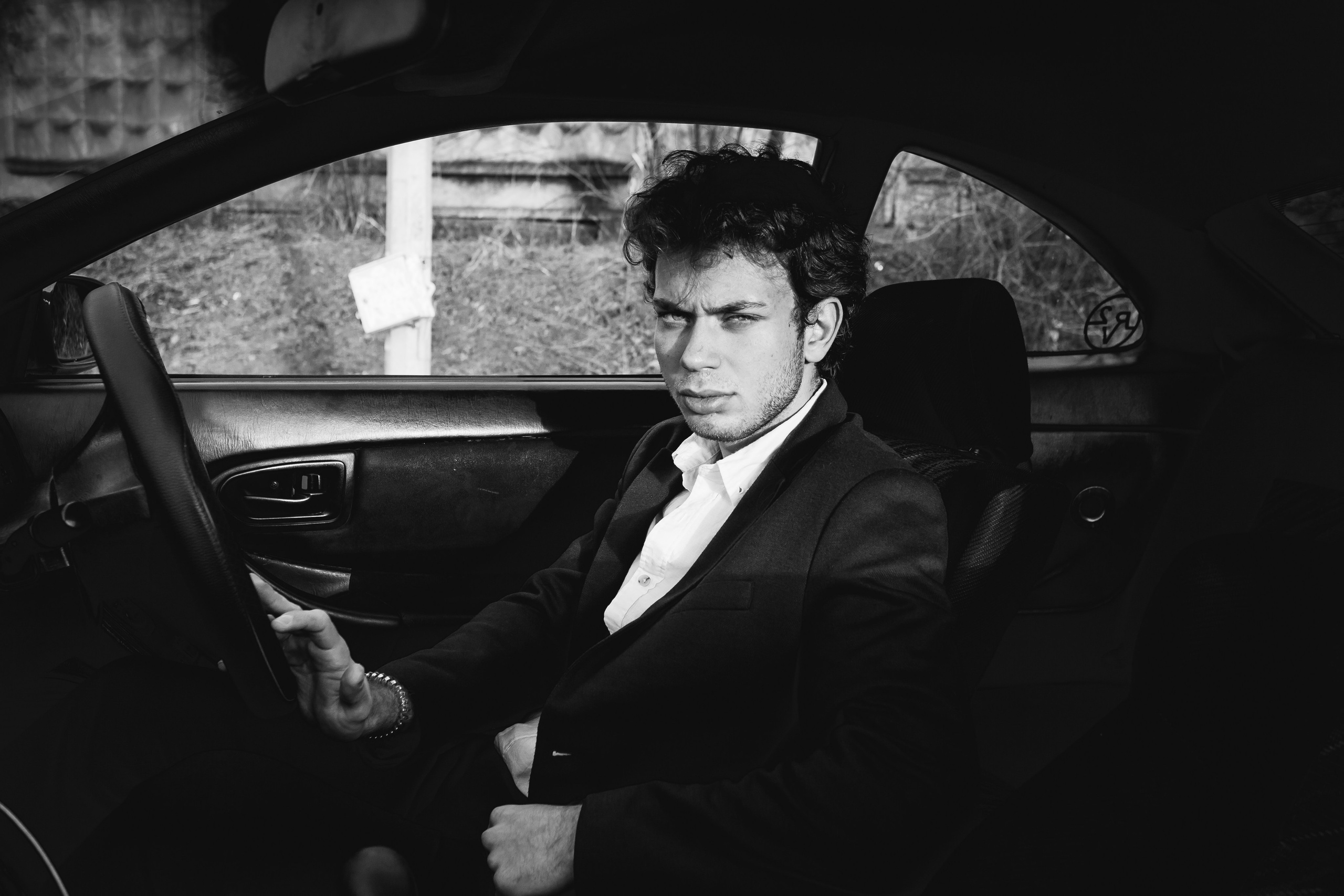 Имиджевая съемка с машиной. Фотограф Денис Денисов