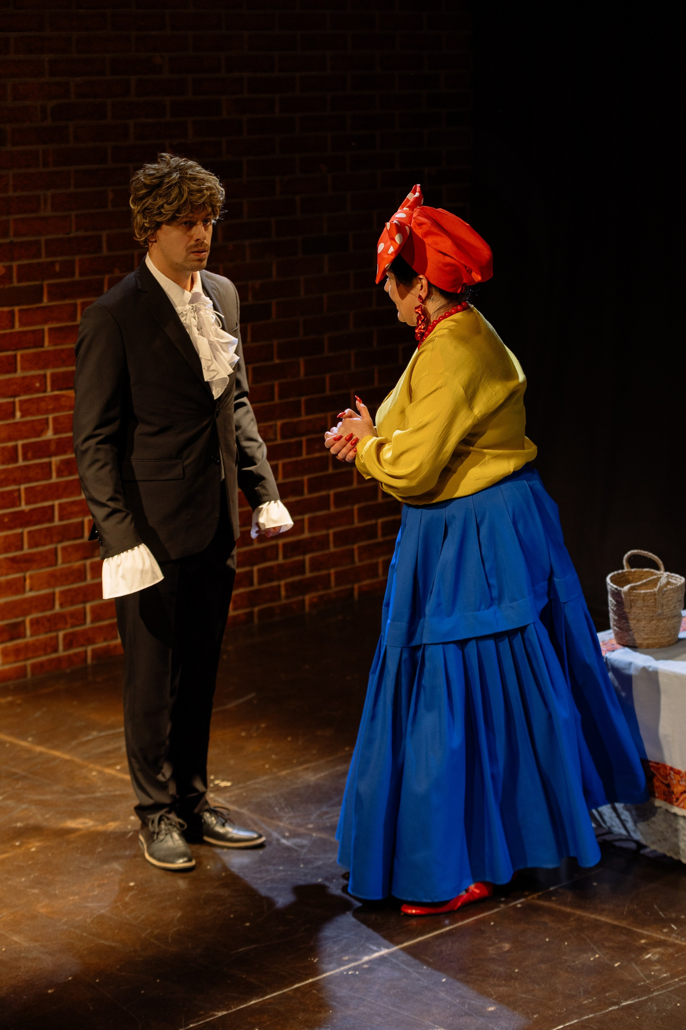 Театр Арт-Авеню _ Женитьба Бальзаминова. Фотограф Юлия Мальцева