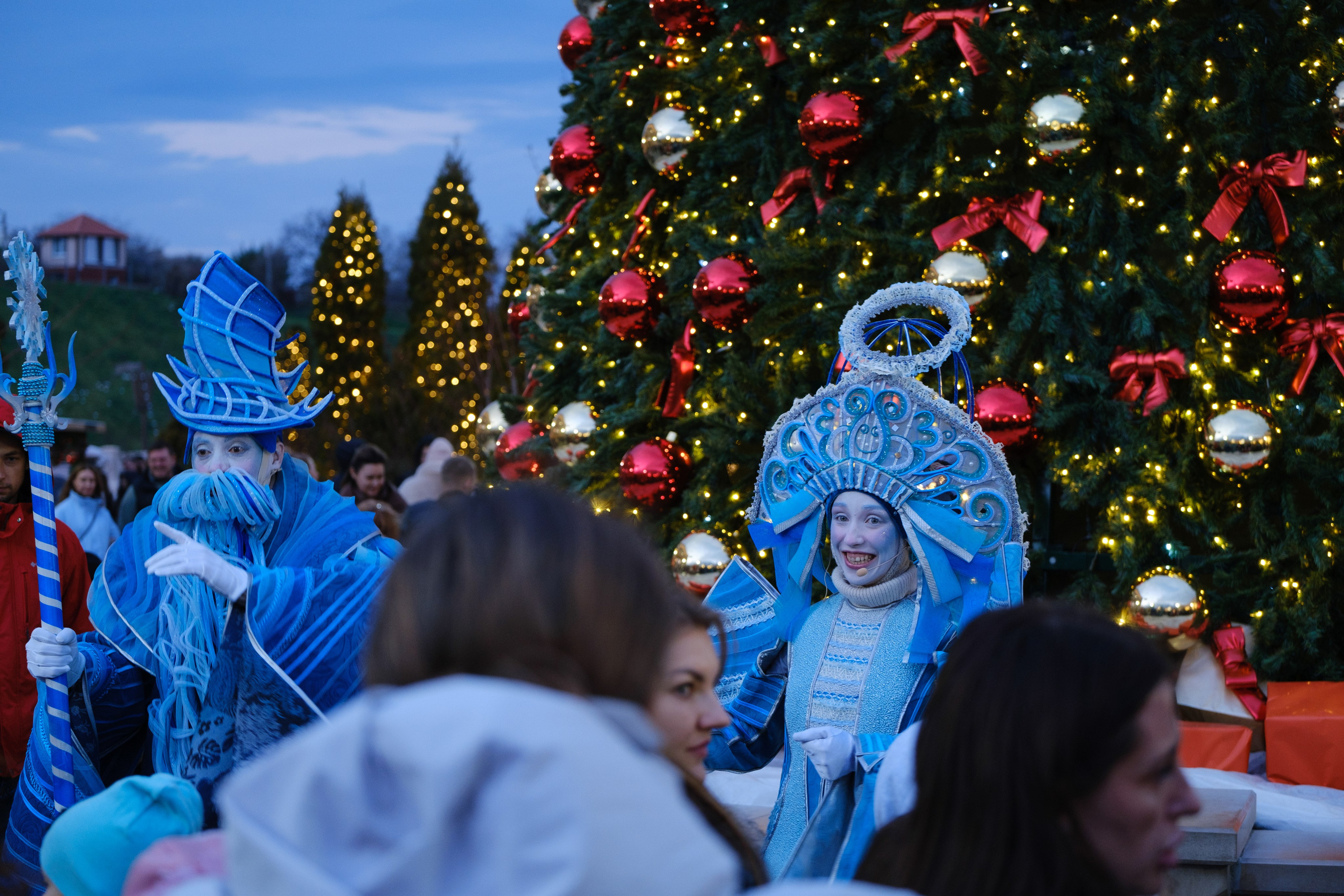 Новогодний репортаж из парка «Новый Херсонес» | Фотограф Илья Желдак. Профессиональная фотосъемка в Крыму. Натуральные эмоции и живые кадры. Забронируйте дату прямо сейчас!