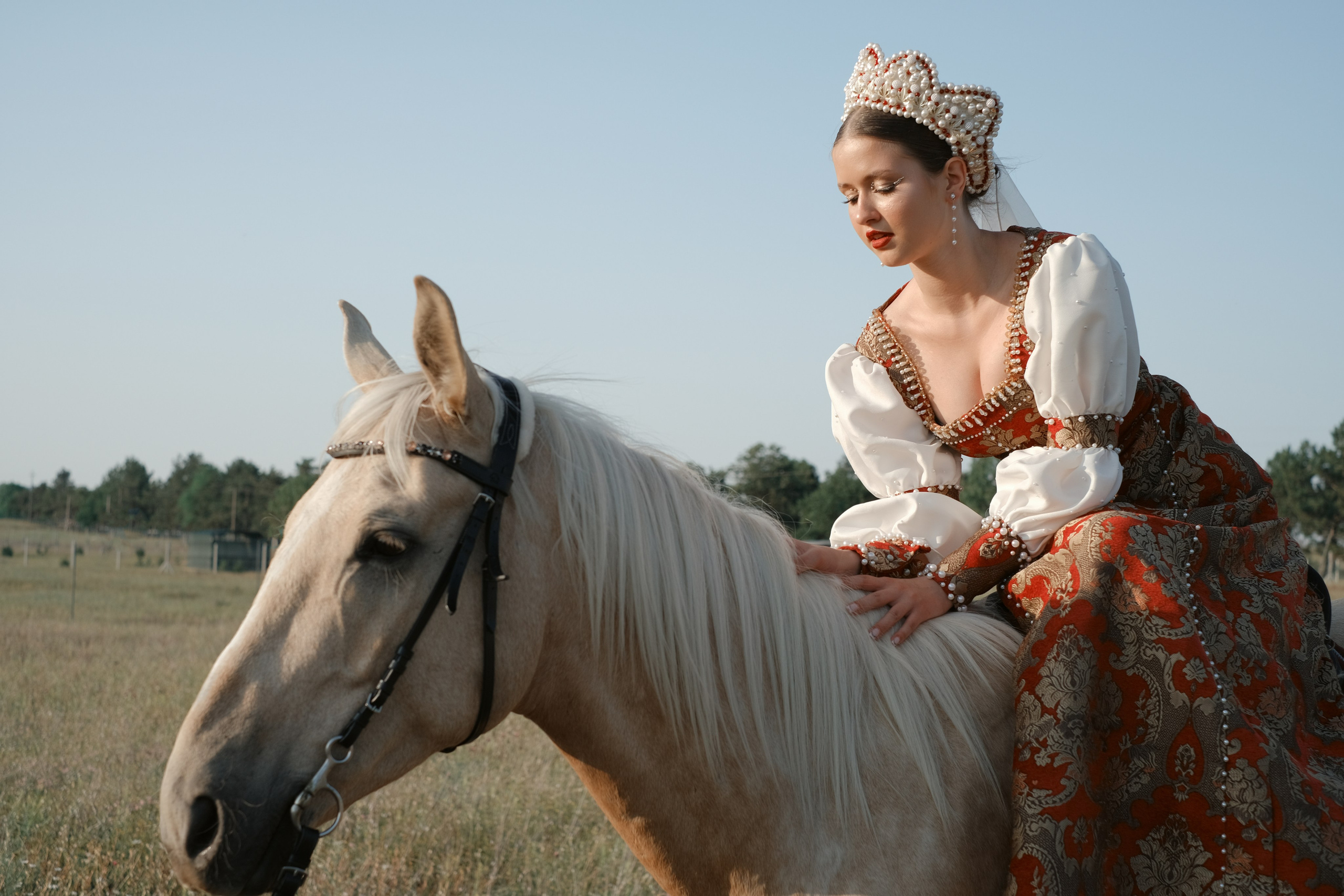 Славянский фестиваль «MARYCROWNS». Профессиональная фотосъемка в Крыму. Натуральные эмоции и живые кадры. Забронируйте дату прямо сейчас!