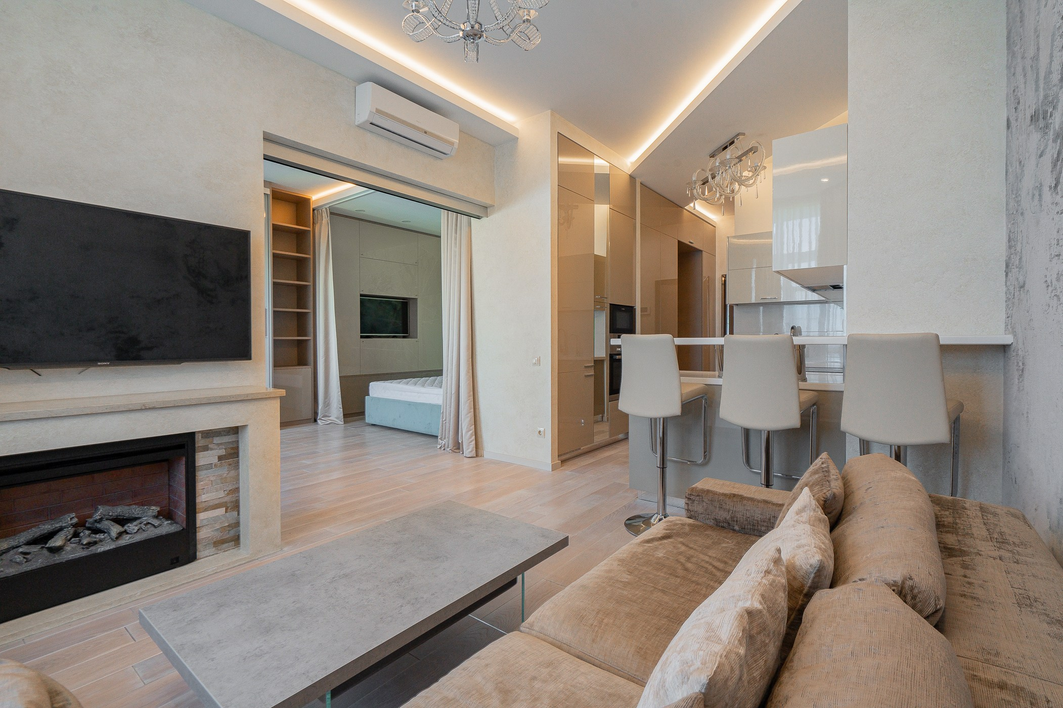 Авиационная. AEprod 📸 Фото | 3D туры | Видео | Озвучивание