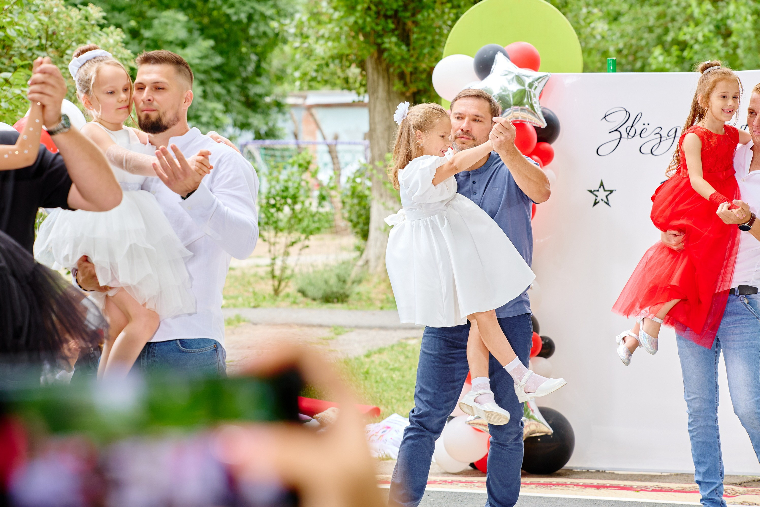 Выпускной 45 сад. Фотограф Выпускные альбомы Таганрог Сергей Коробченко