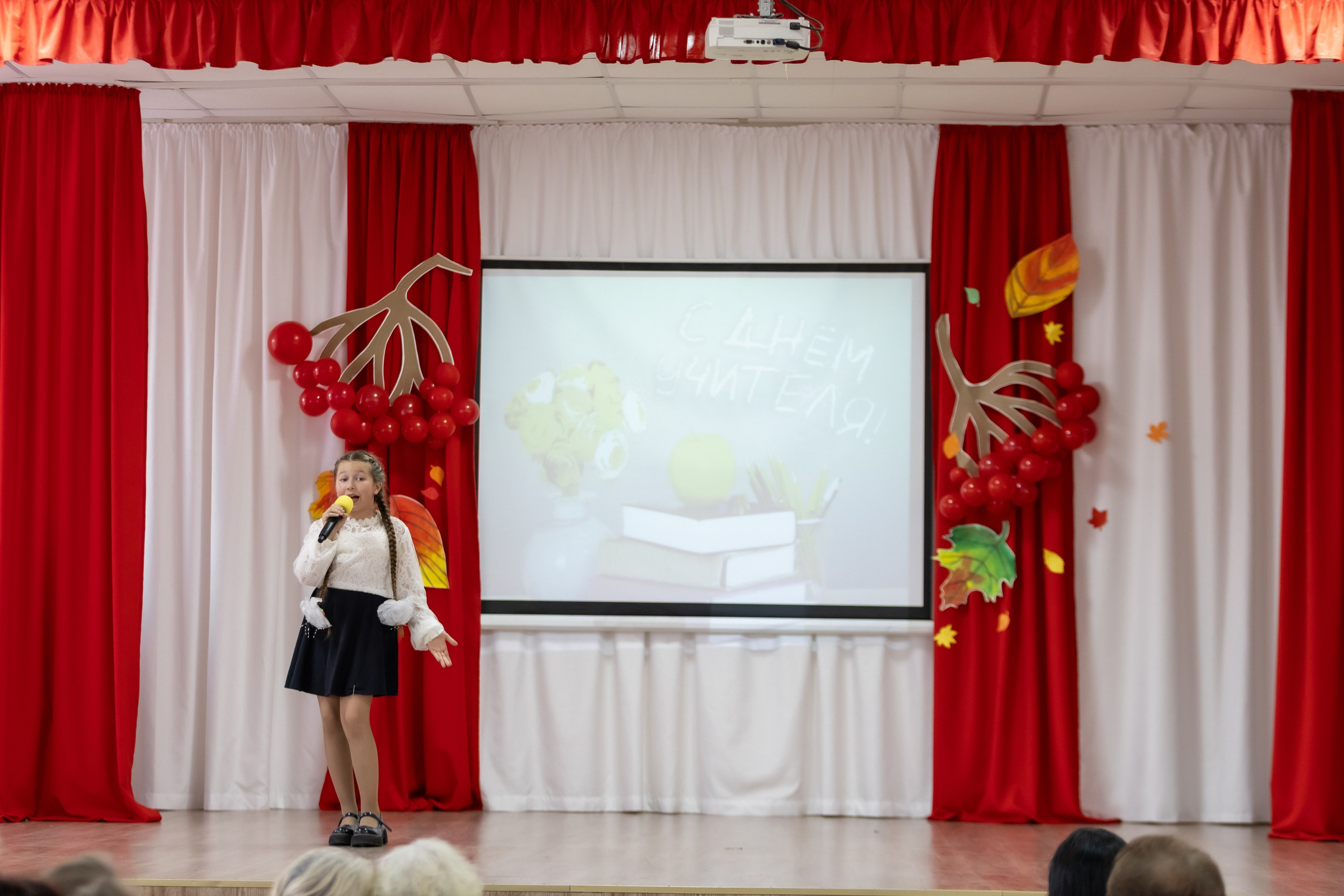 День учителя. Школа 31. Октябрь 2024. Свадебный и Семейный фотограф г. Ижевск Гульназ Солдатова. Гульназ фото