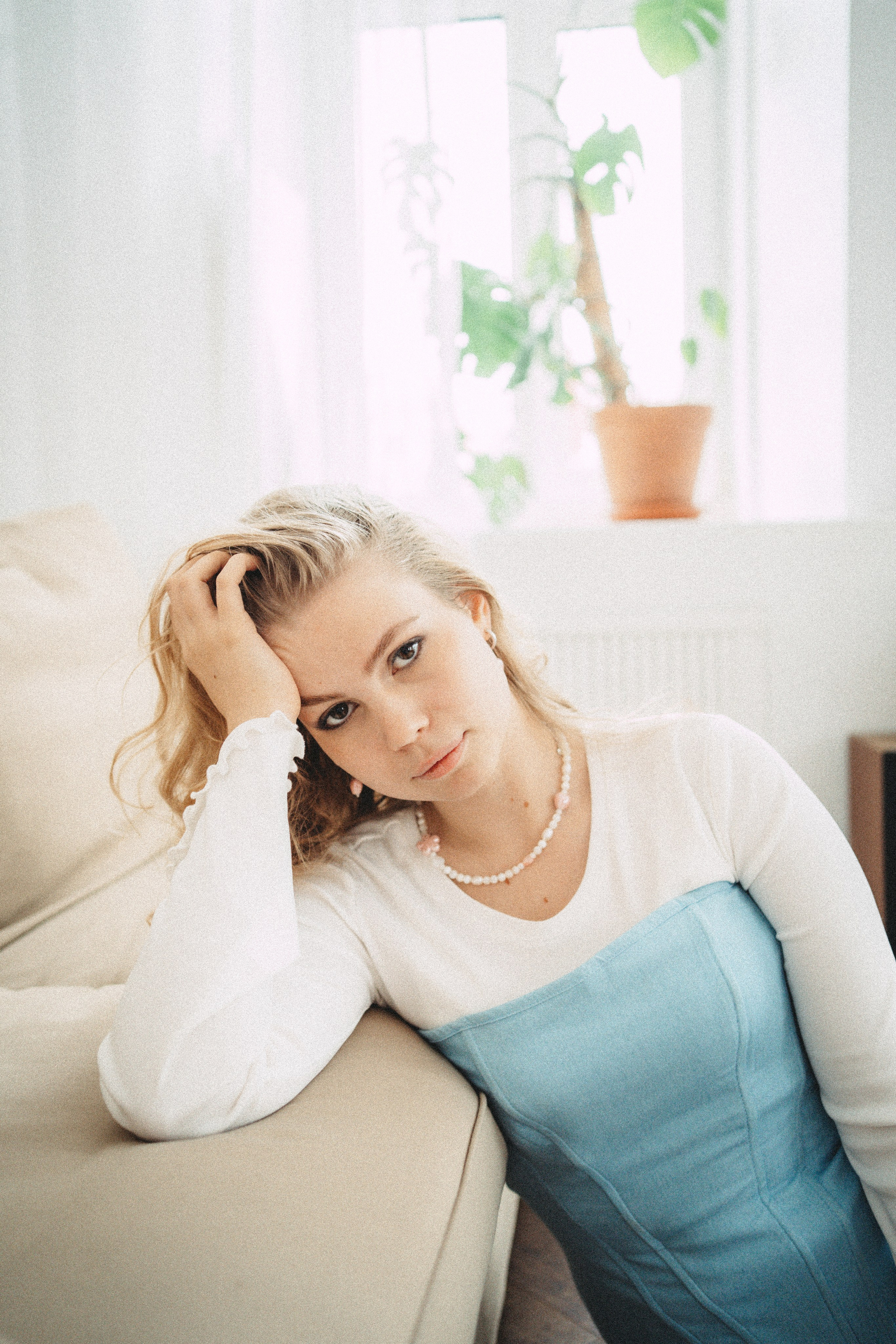 Полина. Главная