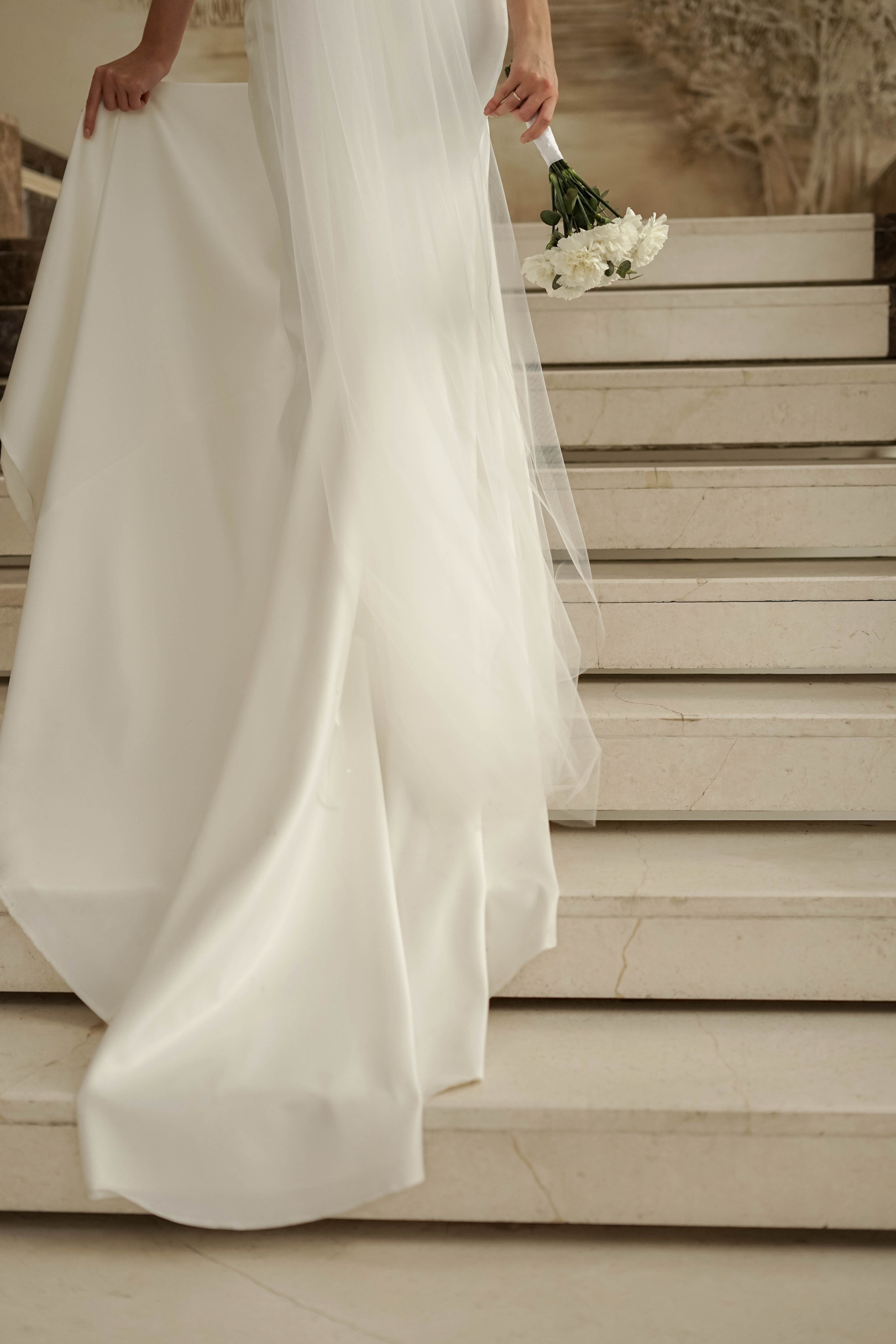 Катя и Олег: регистрация и свадебная съемка в отеле. Фотограф в Иркутске