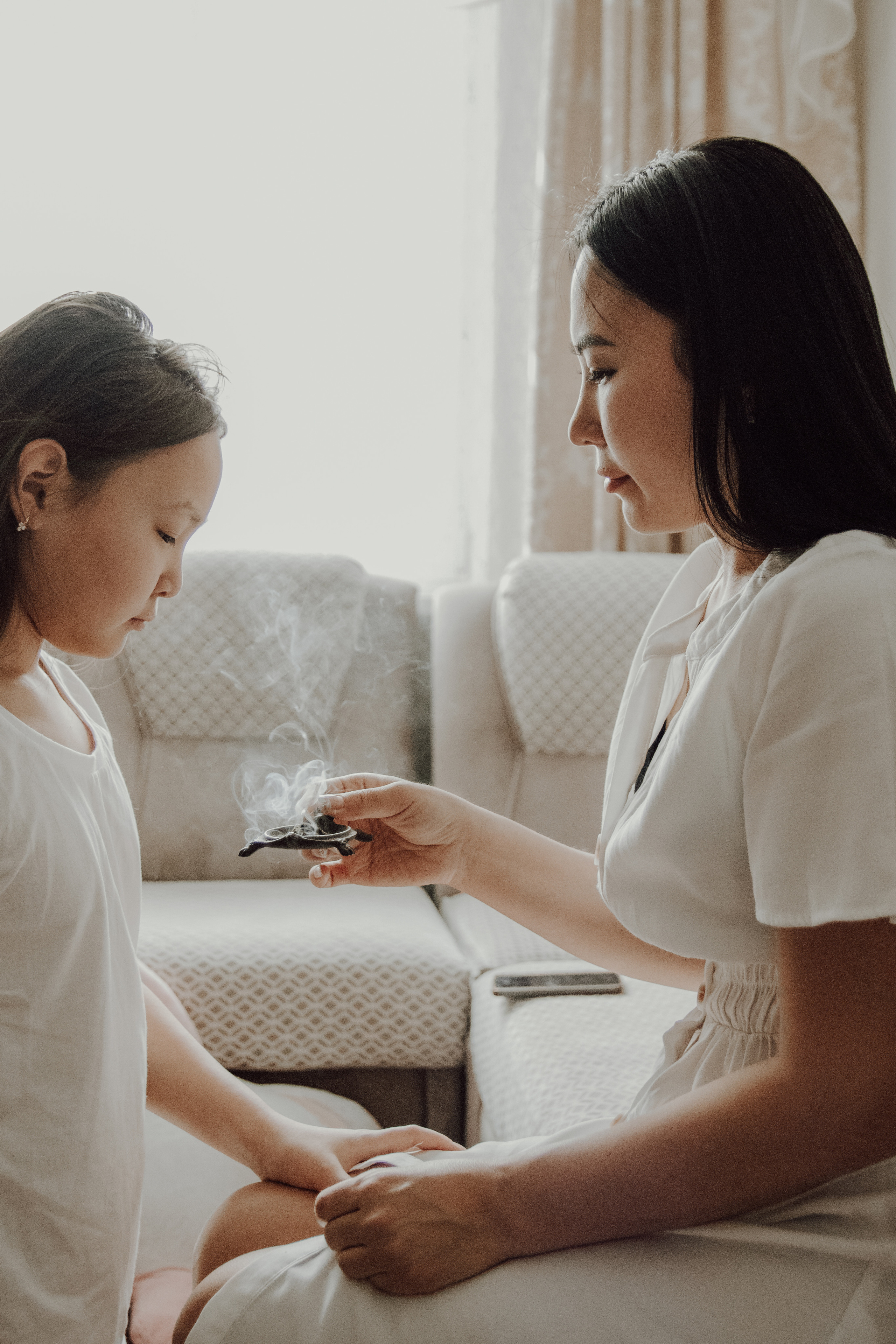 С ароматом благовоний. Семейный фотограф в Москве