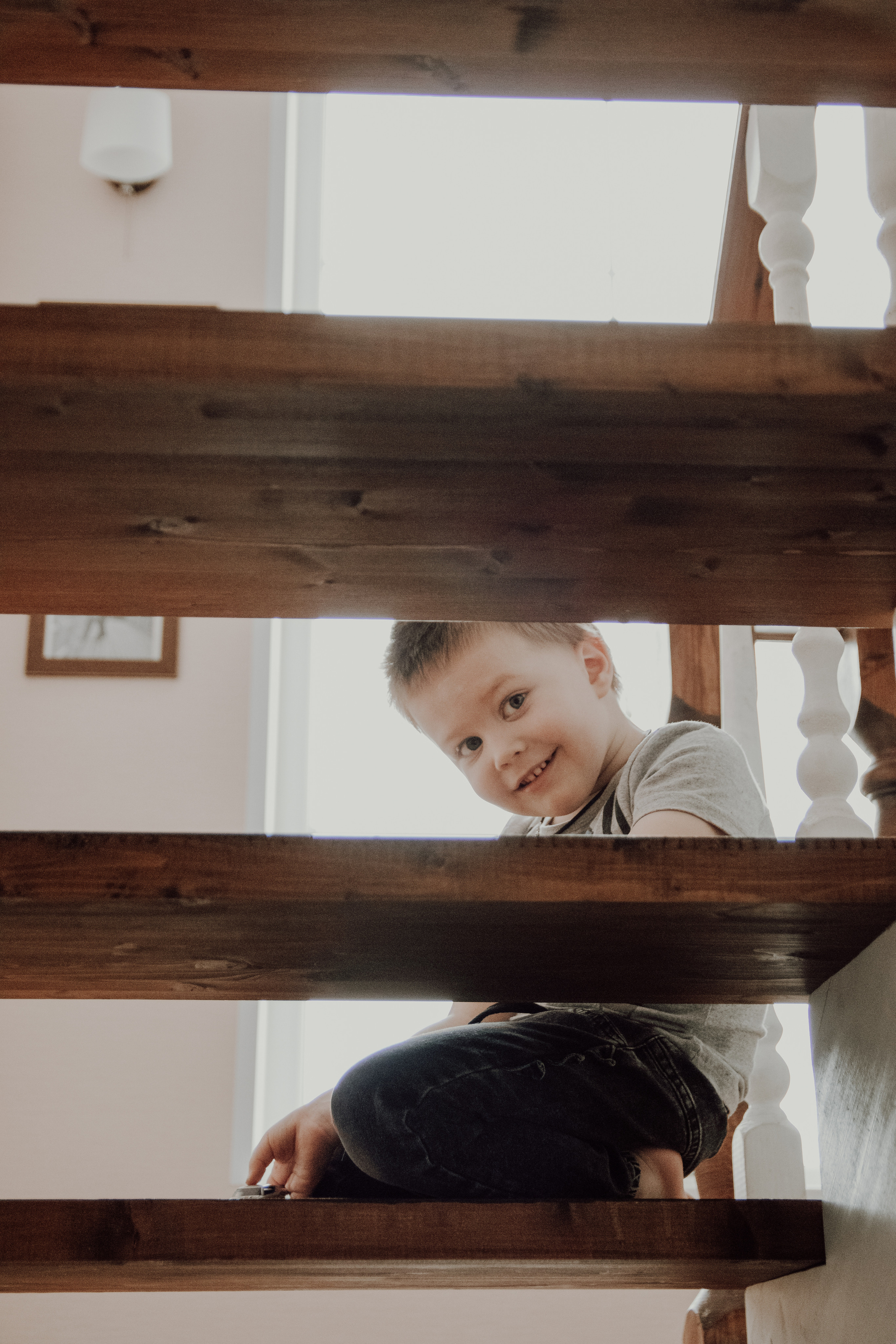 В доме с лестницей. Семейный фотограф в Москве