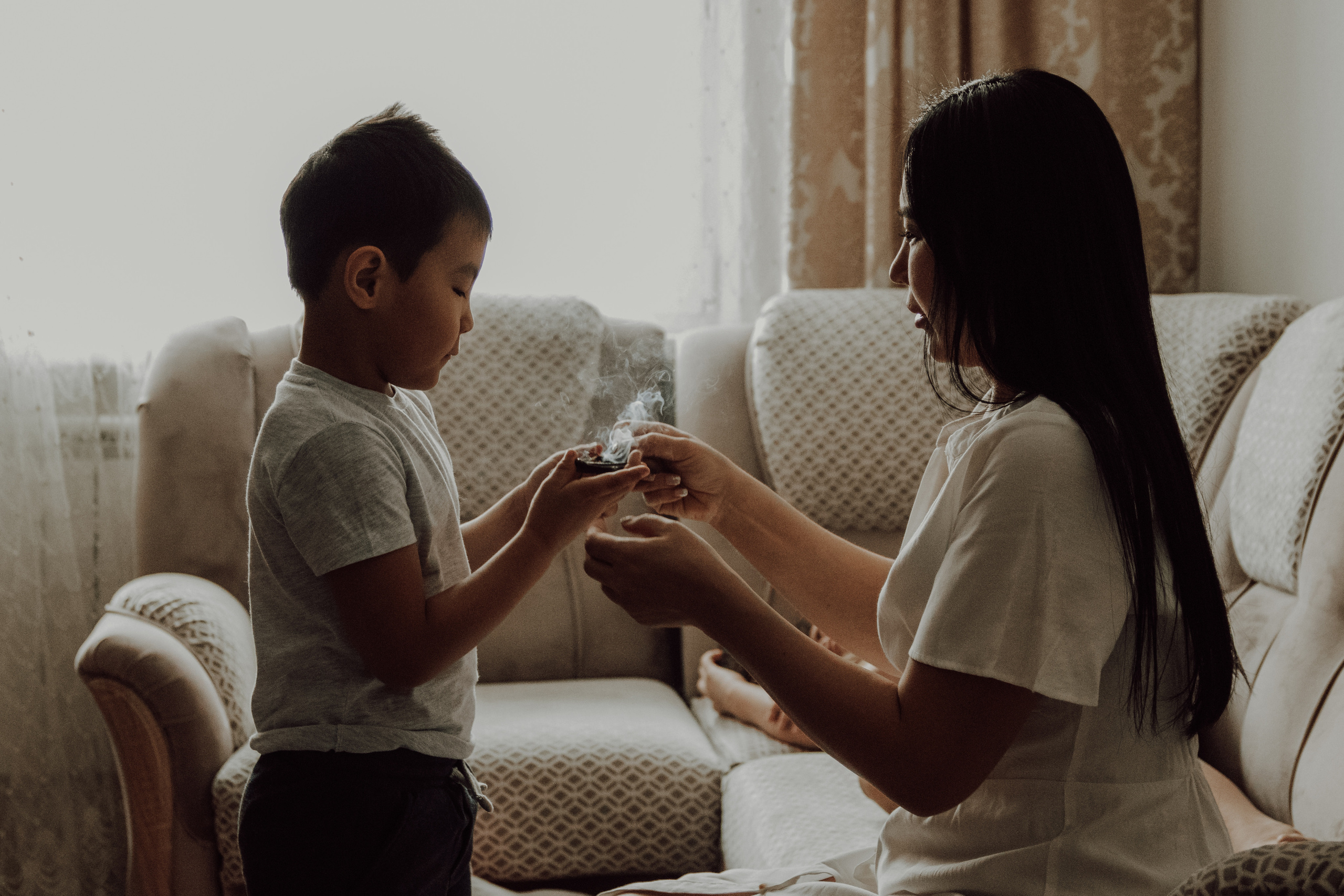 С ароматом благовоний. Семейный фотограф в Москве