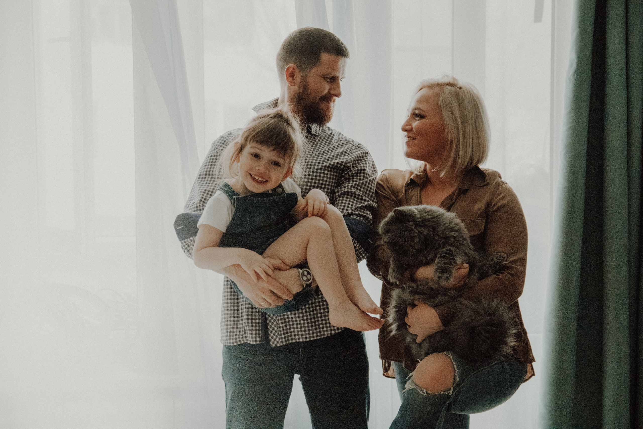 Три сердца и одно пушистое. Семейный фотограф в Москве