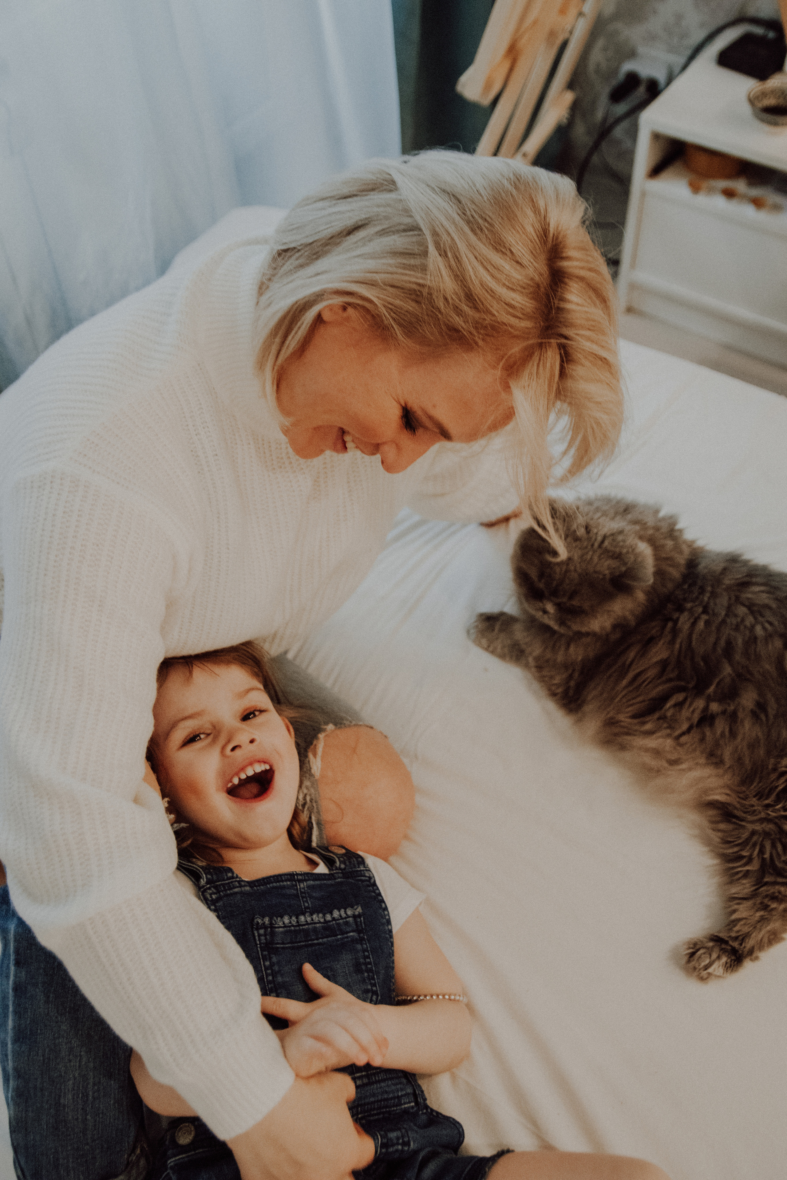 Три сердца и одно пушистое. Семейный фотограф в Москве