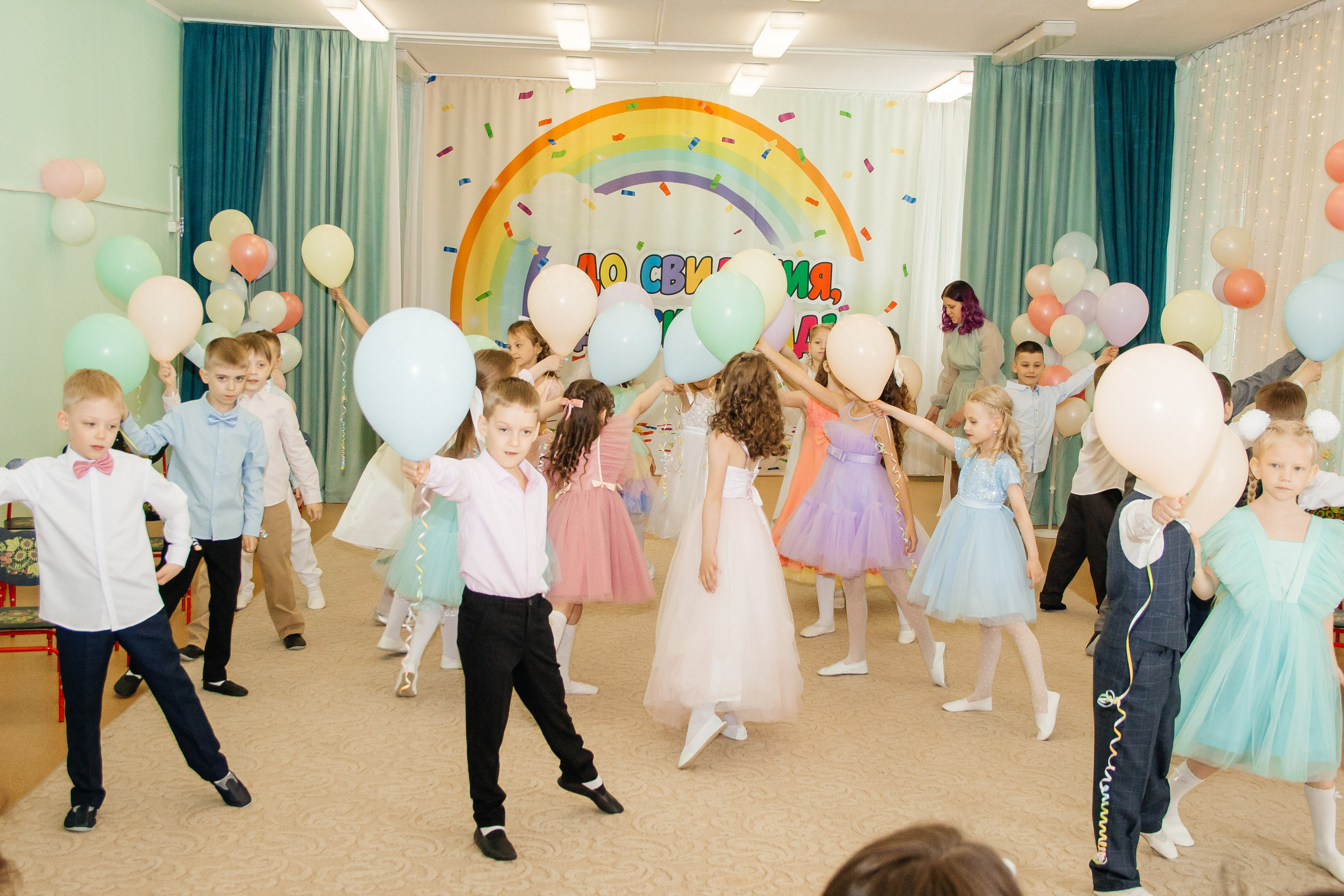Детский сад утренники. Фотограф в Екатеринбурге Катерина Березина