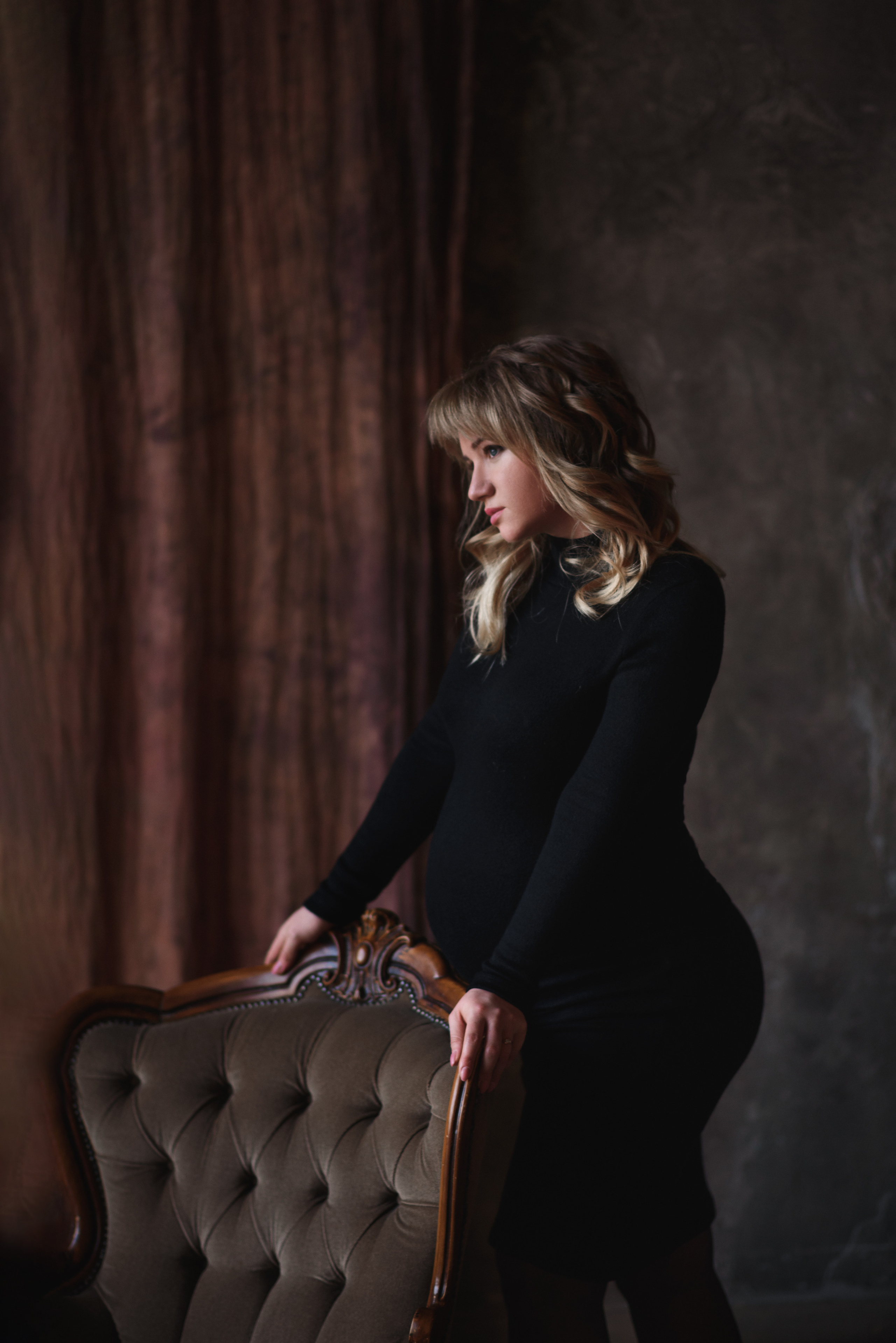 Фотосессия беременности в темной студии. Фотограф в Москве и Люберцах, Валя Шикулина