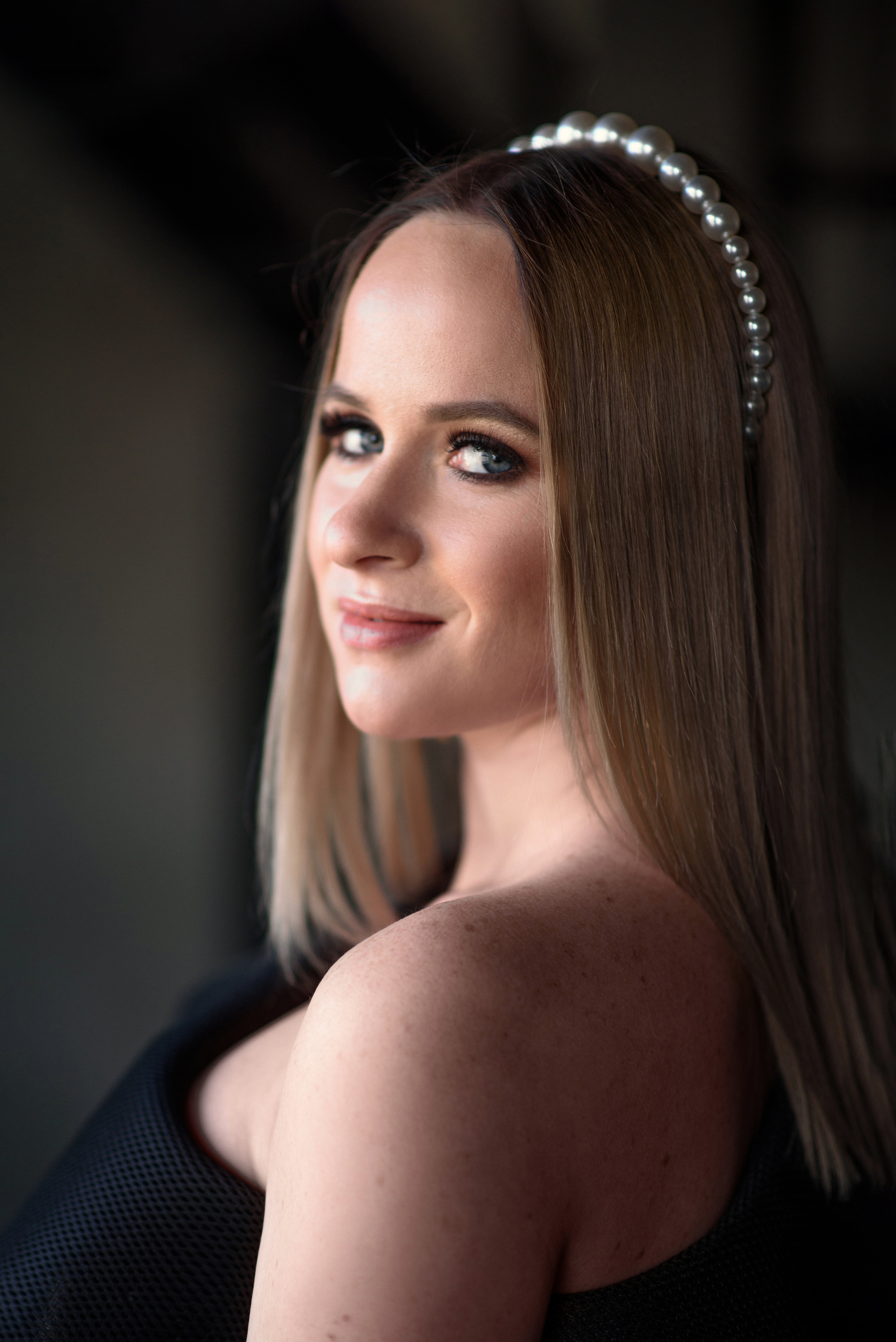 Фотосессия беременности в темной студии. Фотограф в Москве и Люберцах, Валя Шикулина