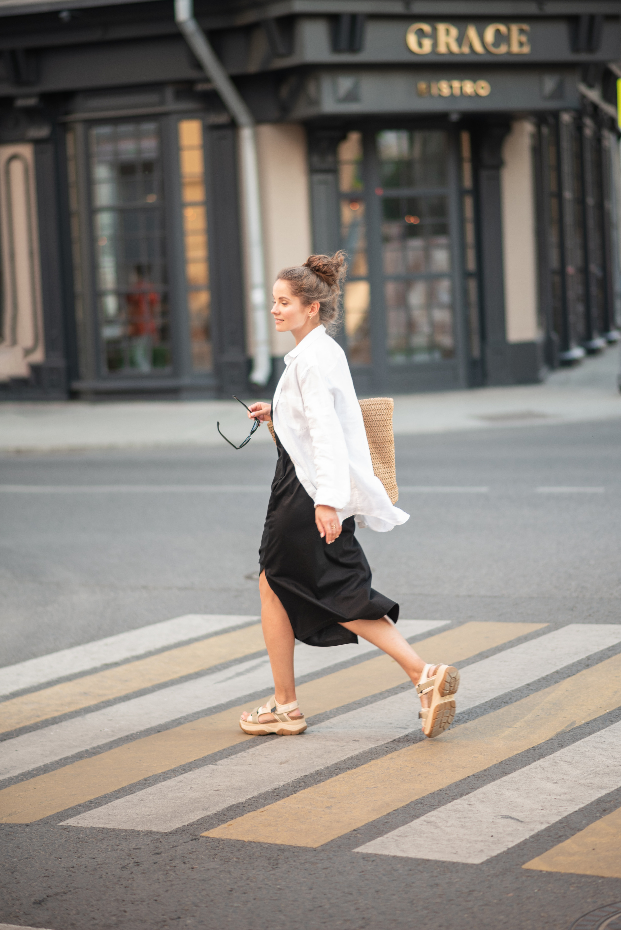 Идея для фотосессии на Патриарших прудах. Фотограф в Москве и Люберцах, Валя Шикулина