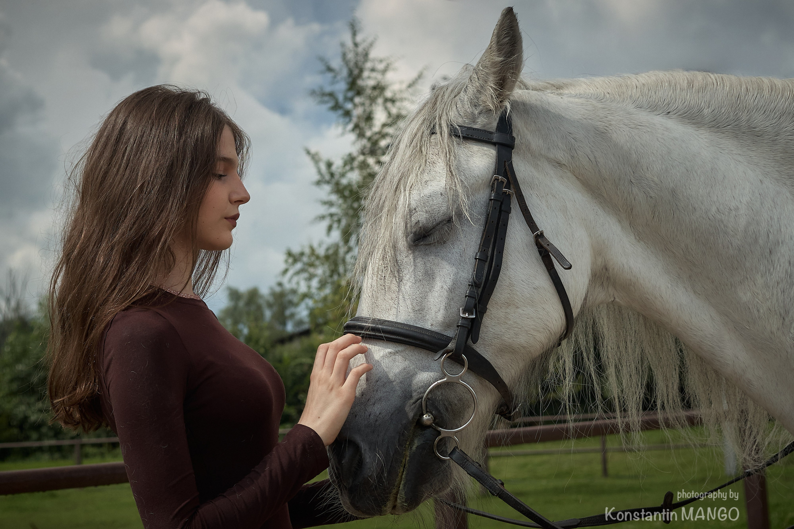 Фотопрогулка для Виктории и Полины на лошадях. Фотограф в Рязани. Свадьба, семейное фото, портрет. Константин Манго