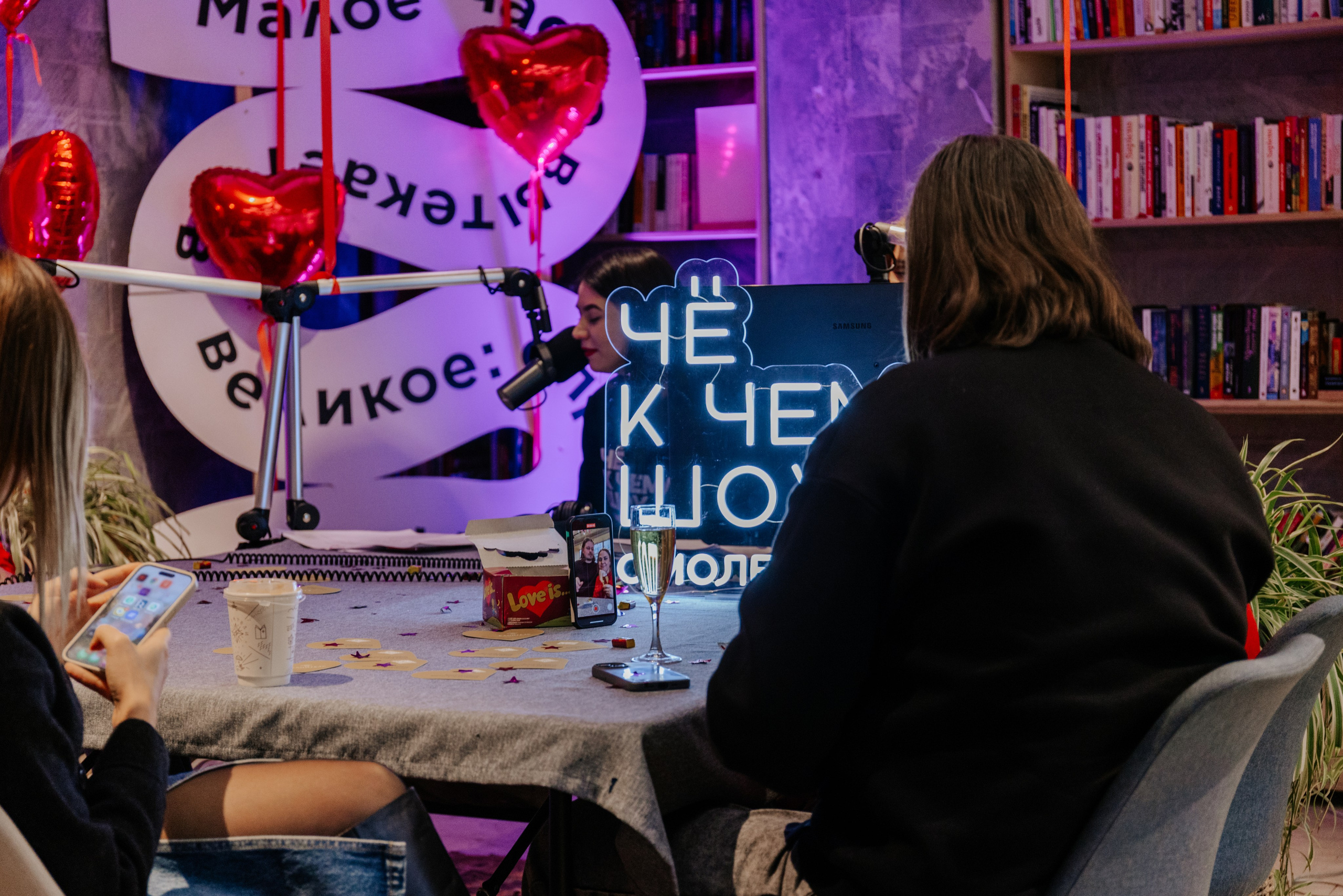 DFM — Открытая студия на территории «Среда.Центр» 14.02.2025. KiPPER Gallery — Фотограф