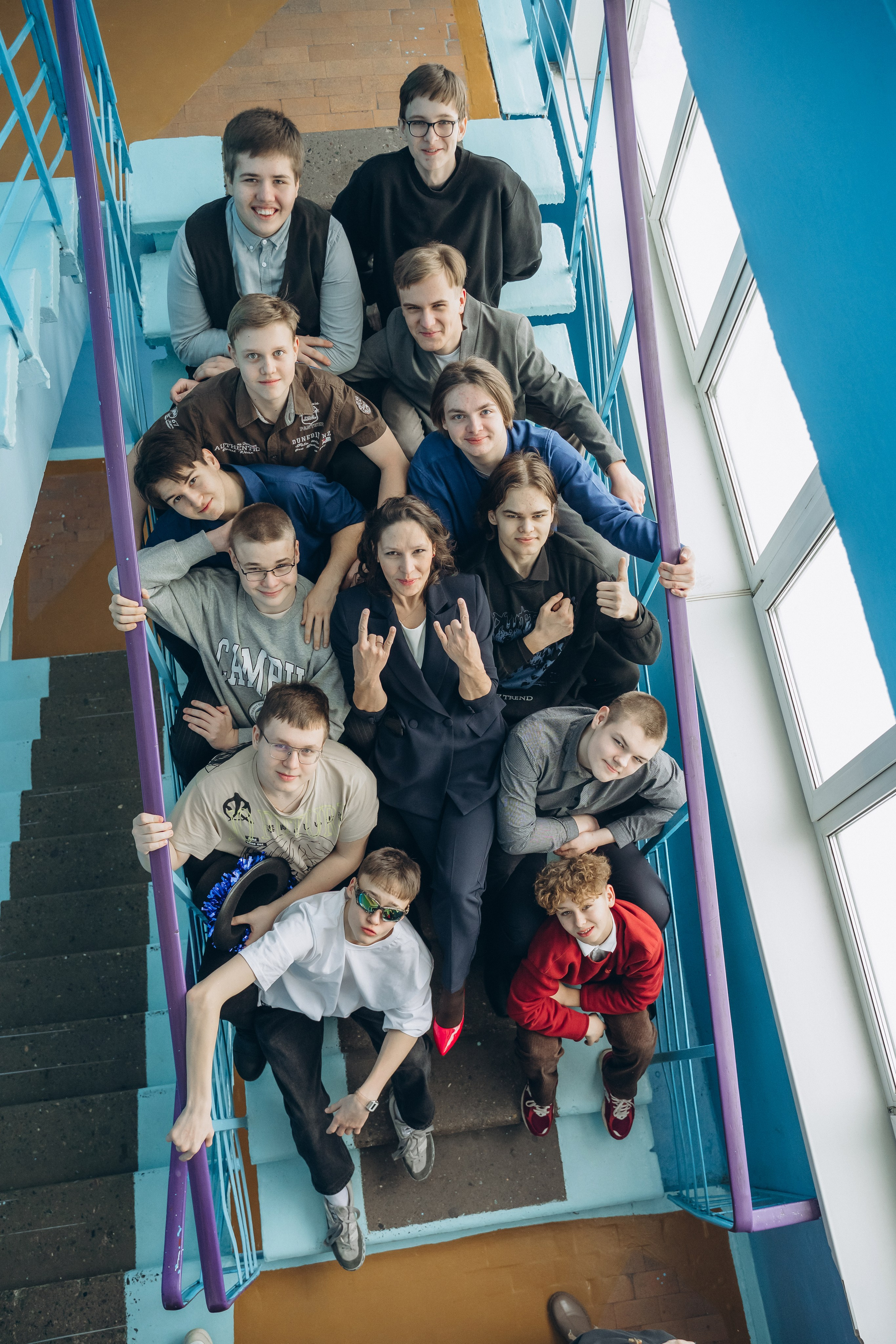 ВЫПУСКНИКИ 9 КЛАСС. МАРГАРИТА КУДРЯШОВА СВАДЕБНЫЙ И СЕМЕЙНЫЙ ФОТОГРАФ ТВЕРЬ МОСКВА