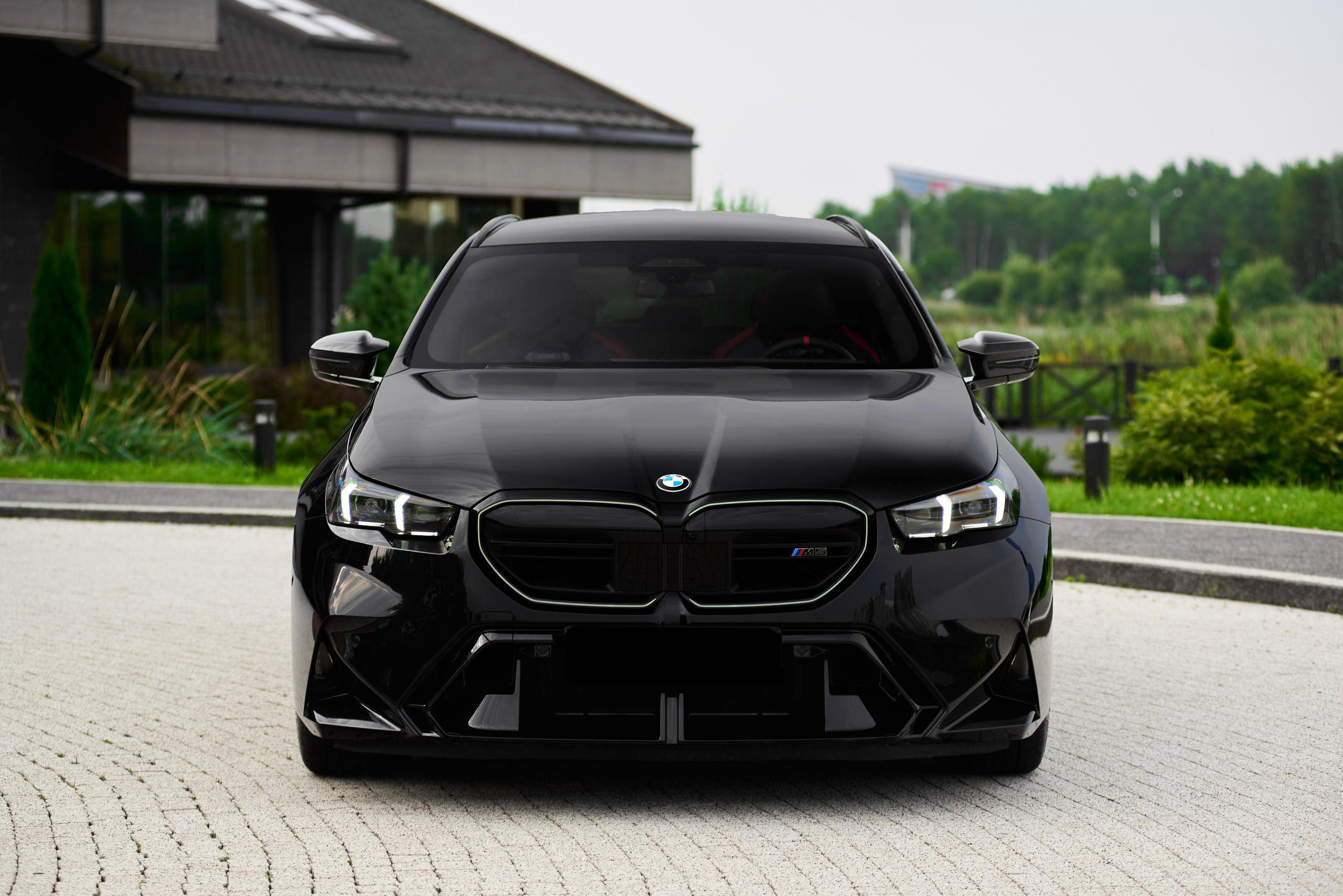 BMW M5 2025. Автомобильный и интерьерный фотограф в Минске Александр Тагаев