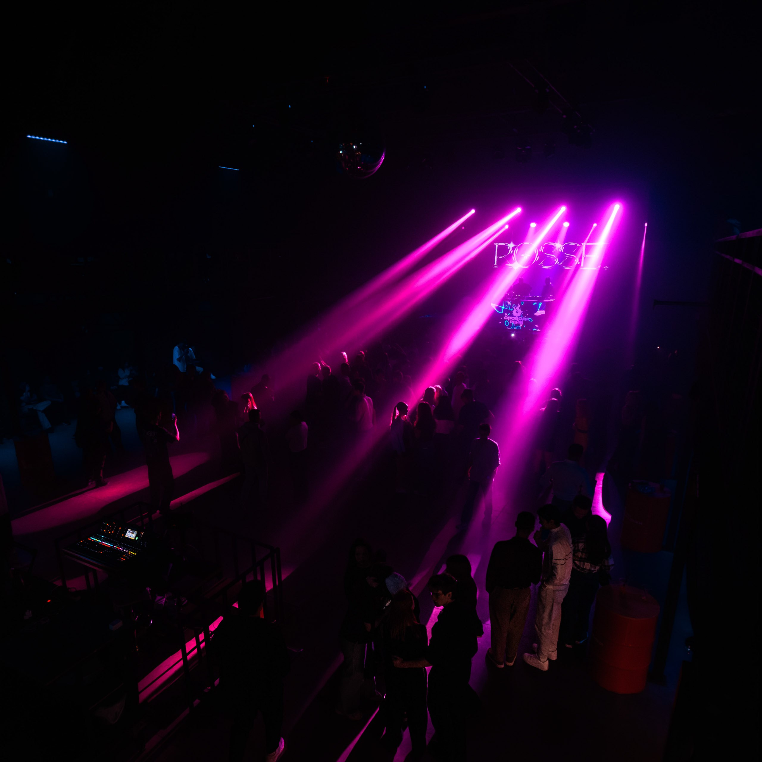 День первокурсника | Свобода. Репортажный фотограф Екатеринбург | Яркий, качественный репортаж | Концерты, клубы, репортаж, праздники, корпоративы