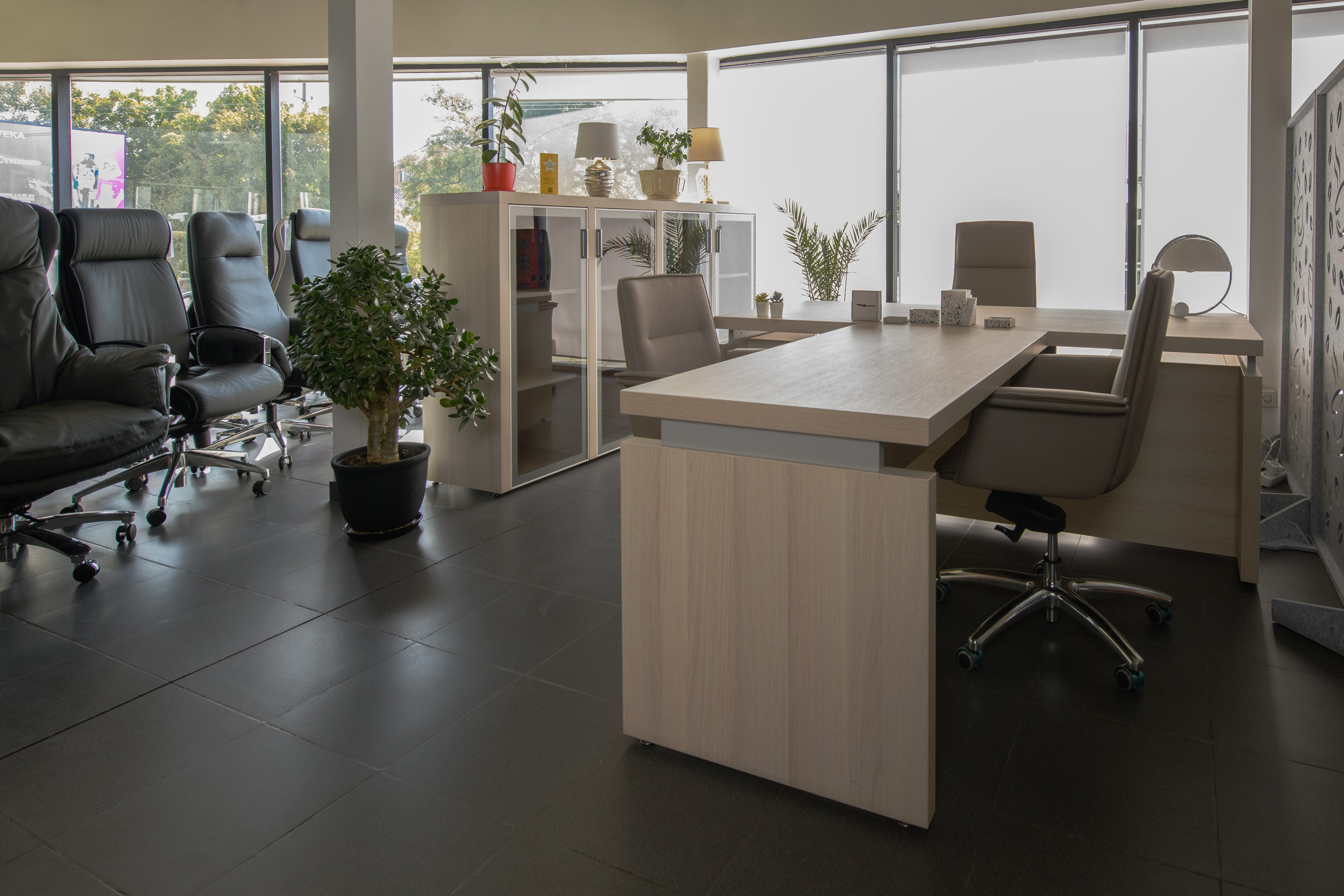 Интерьер мебельного салона Юнитекс. Профессиональная фотосъемка. Ростов-на-Дону