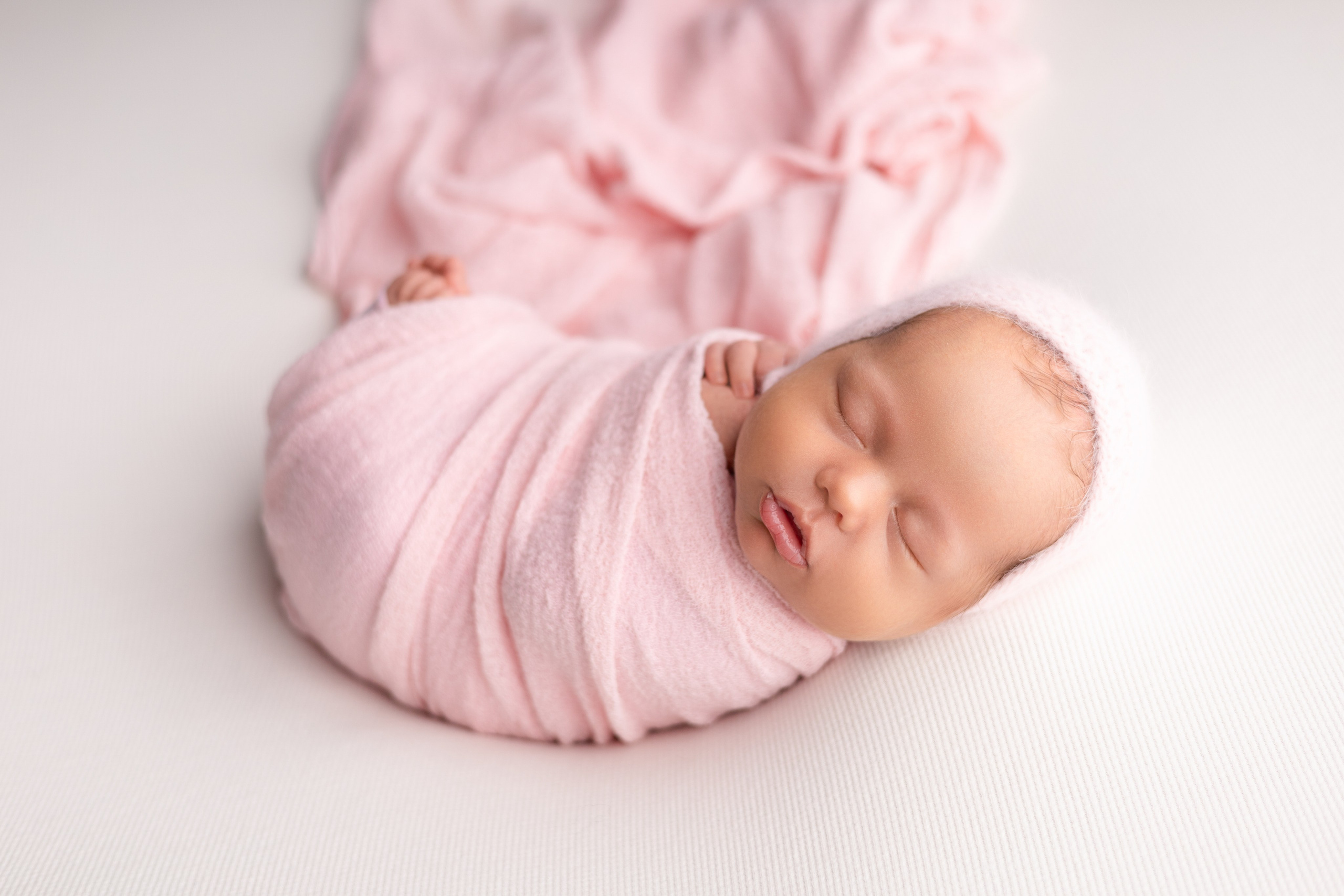 Новорожденные. Фотограф новорожденных Новосибирск