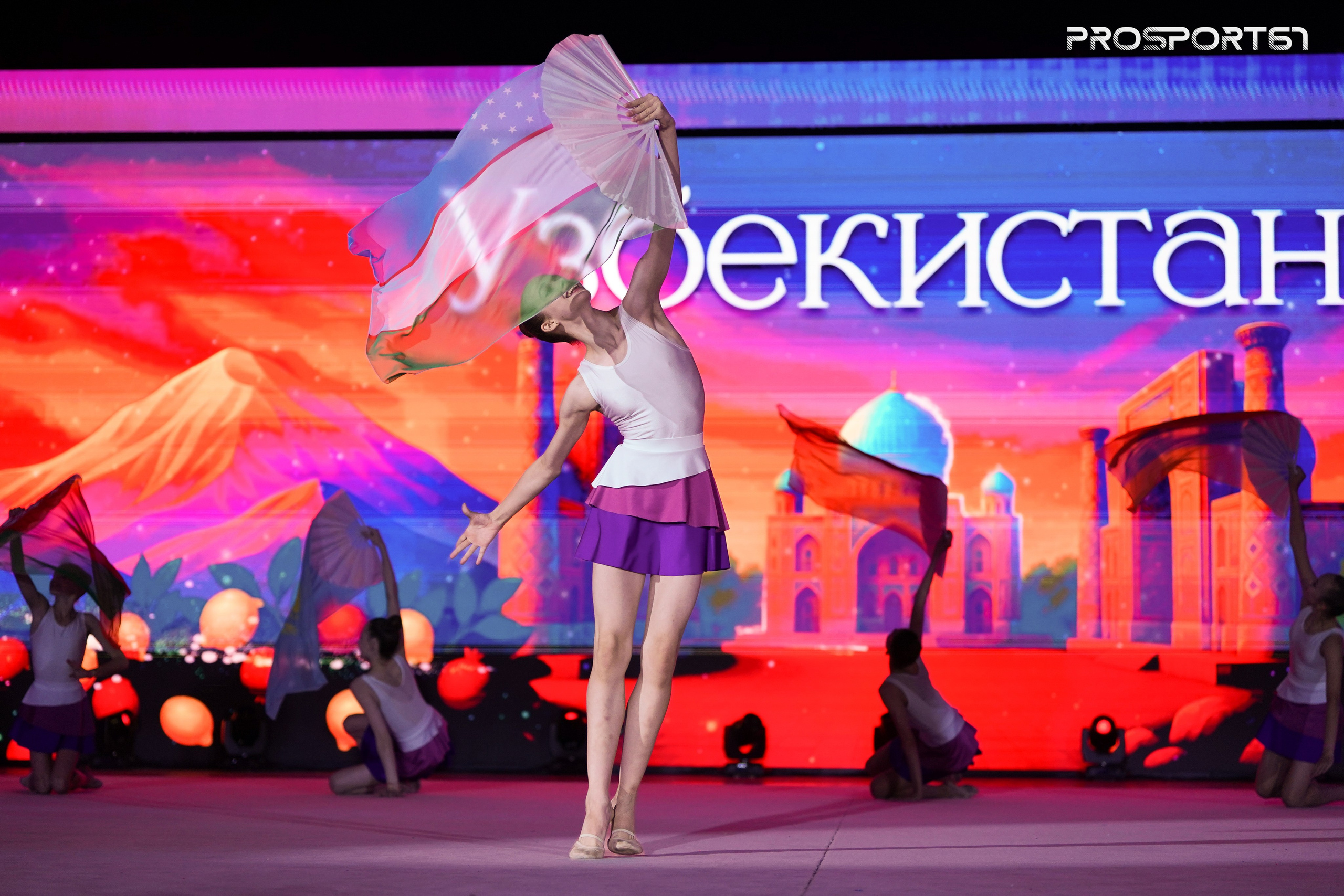 Закрытие. Хрустальная роза 2025 г.Минск. Спортивный фотограф Олег Медведев | prosport67 | Смоленск