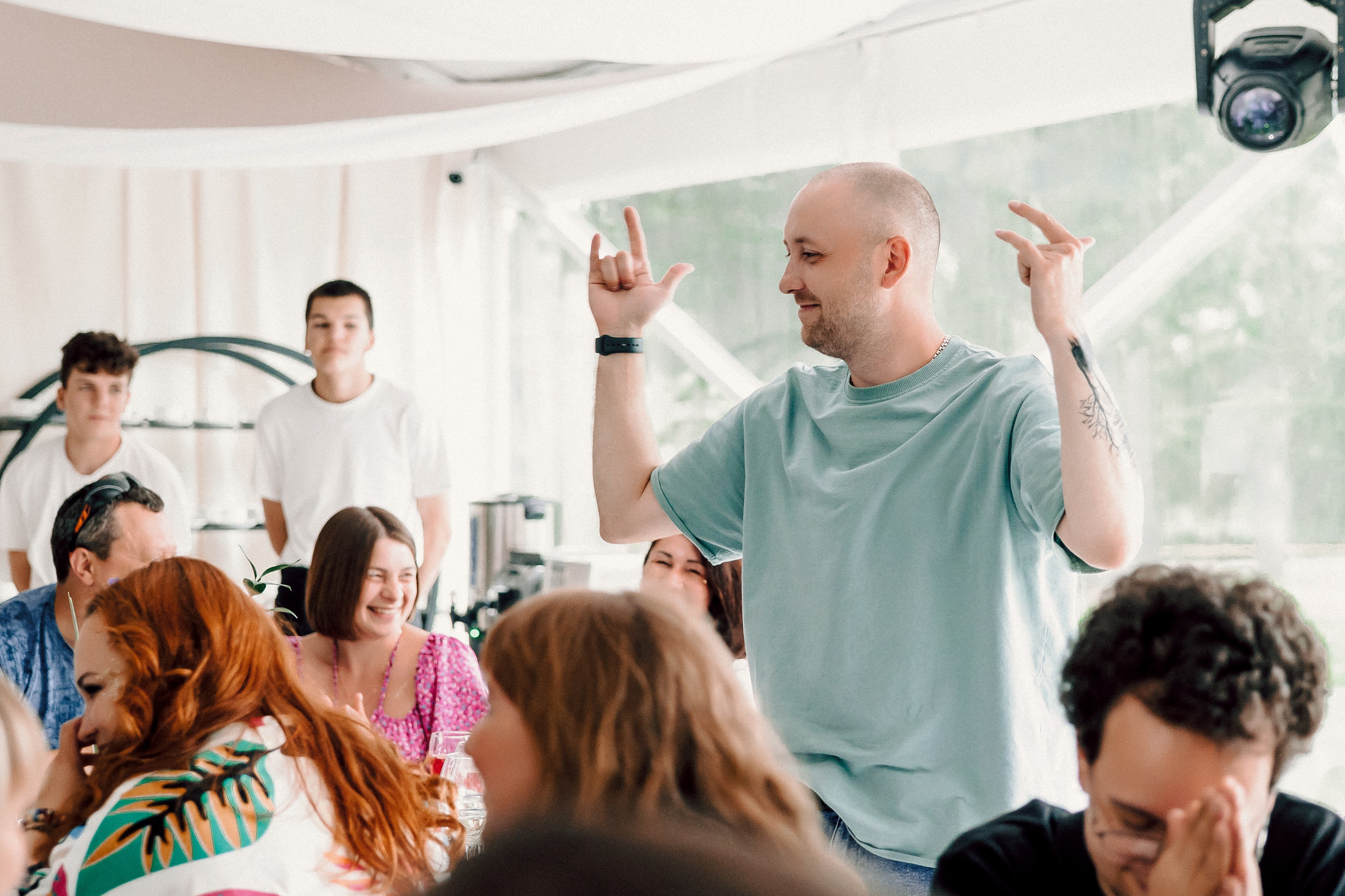 УММ2 — Летний корпоратив. Лёшка Варзегов — фотограф