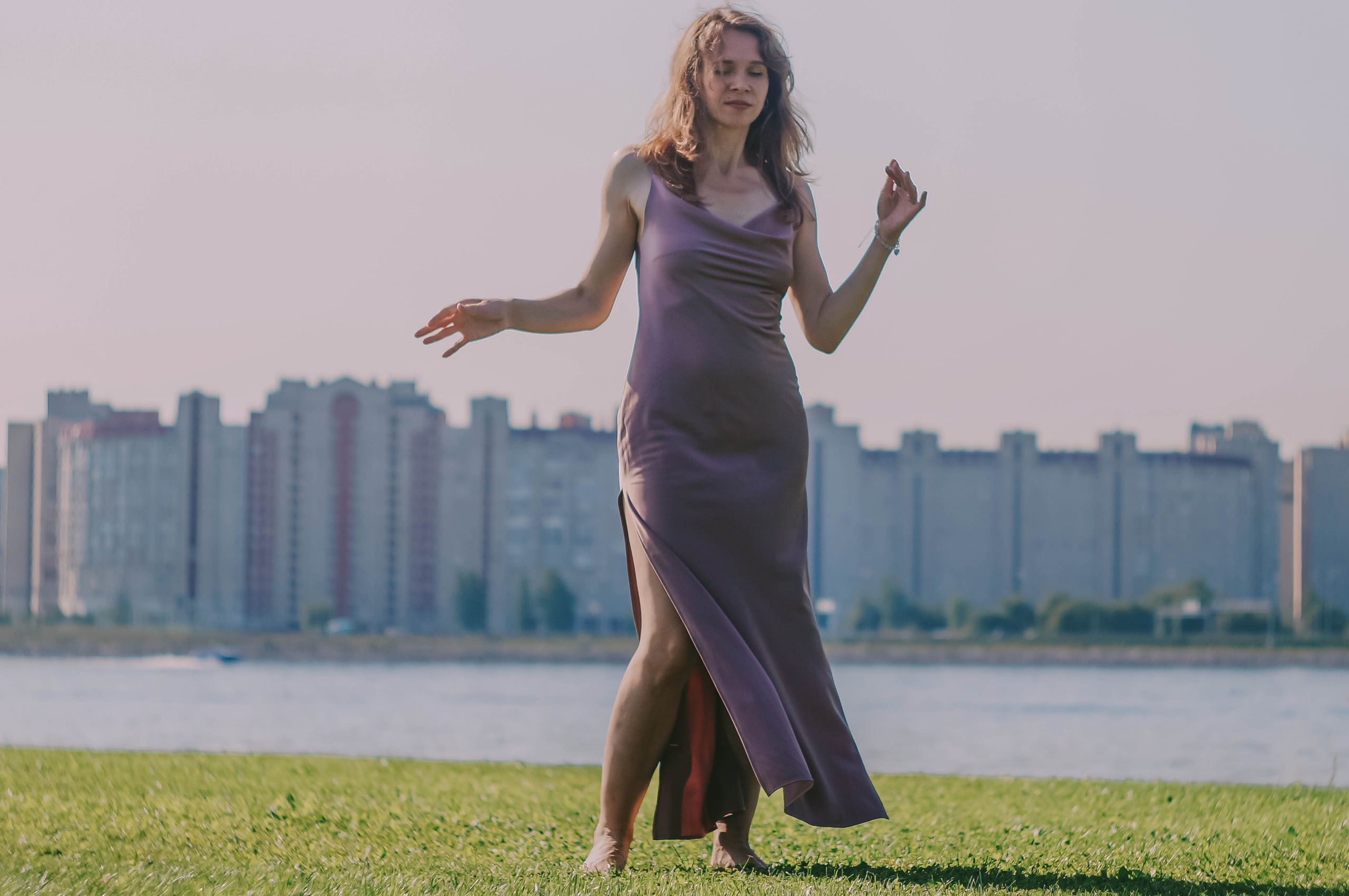 «Танцующая свою жизнь», терапевтическая фотосессия. Фототерапевт и арт-терапевт Валентина Лобас